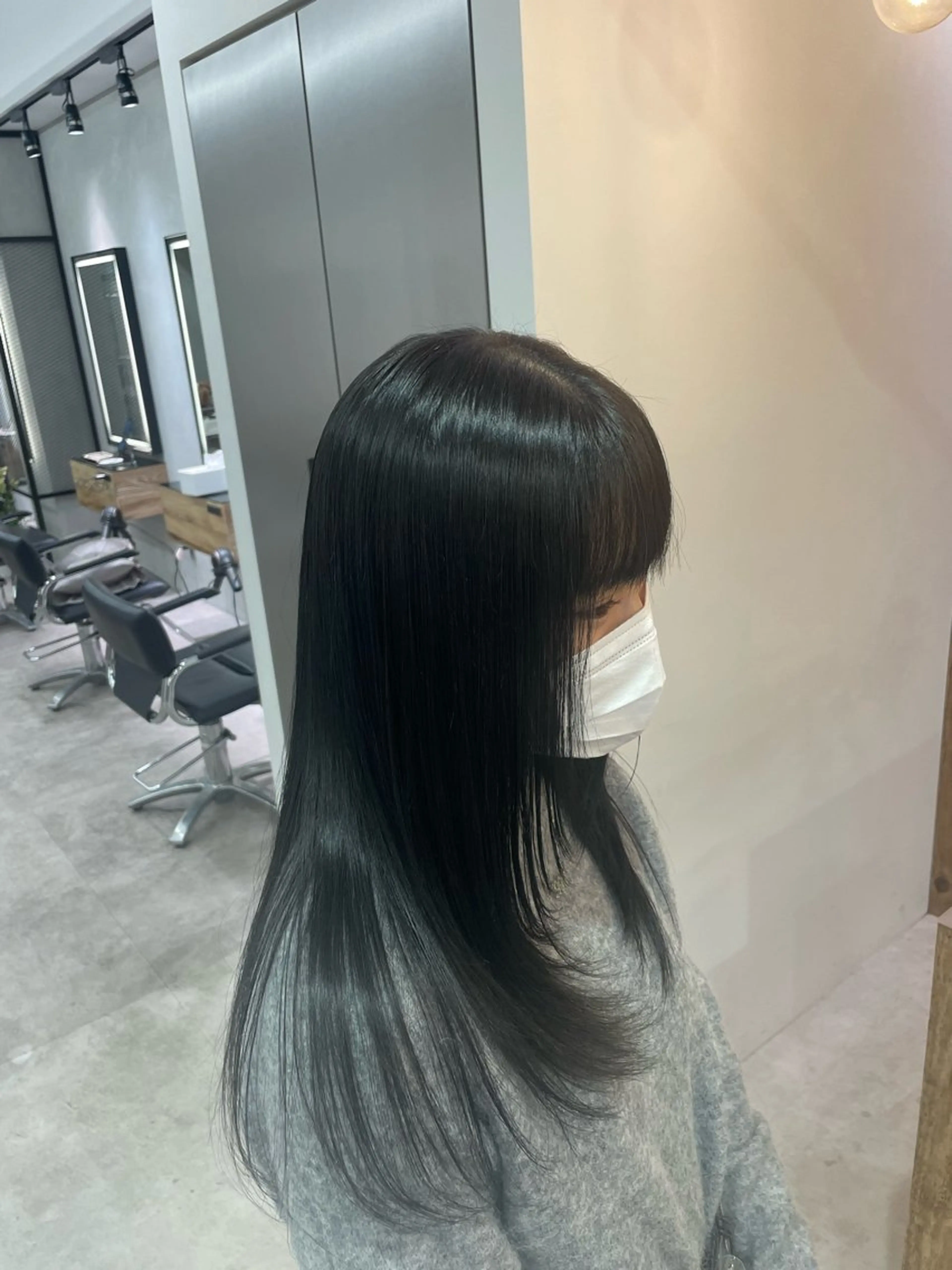 セミロング 神 嵩徳のヘアスタイル