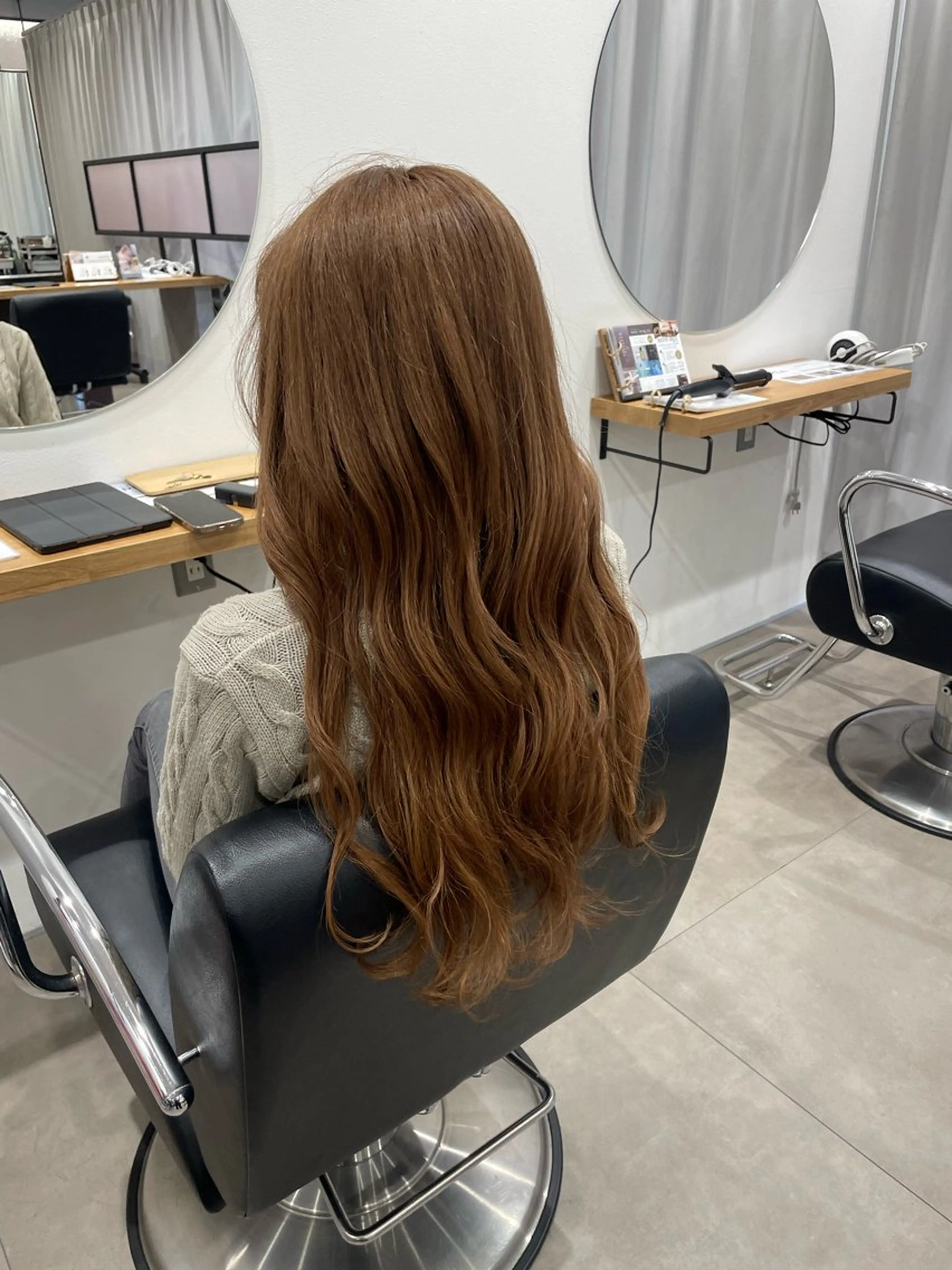 ロング ヘアカラー トリートメント 佐藤 由依/水光カラーのヘアスタイル