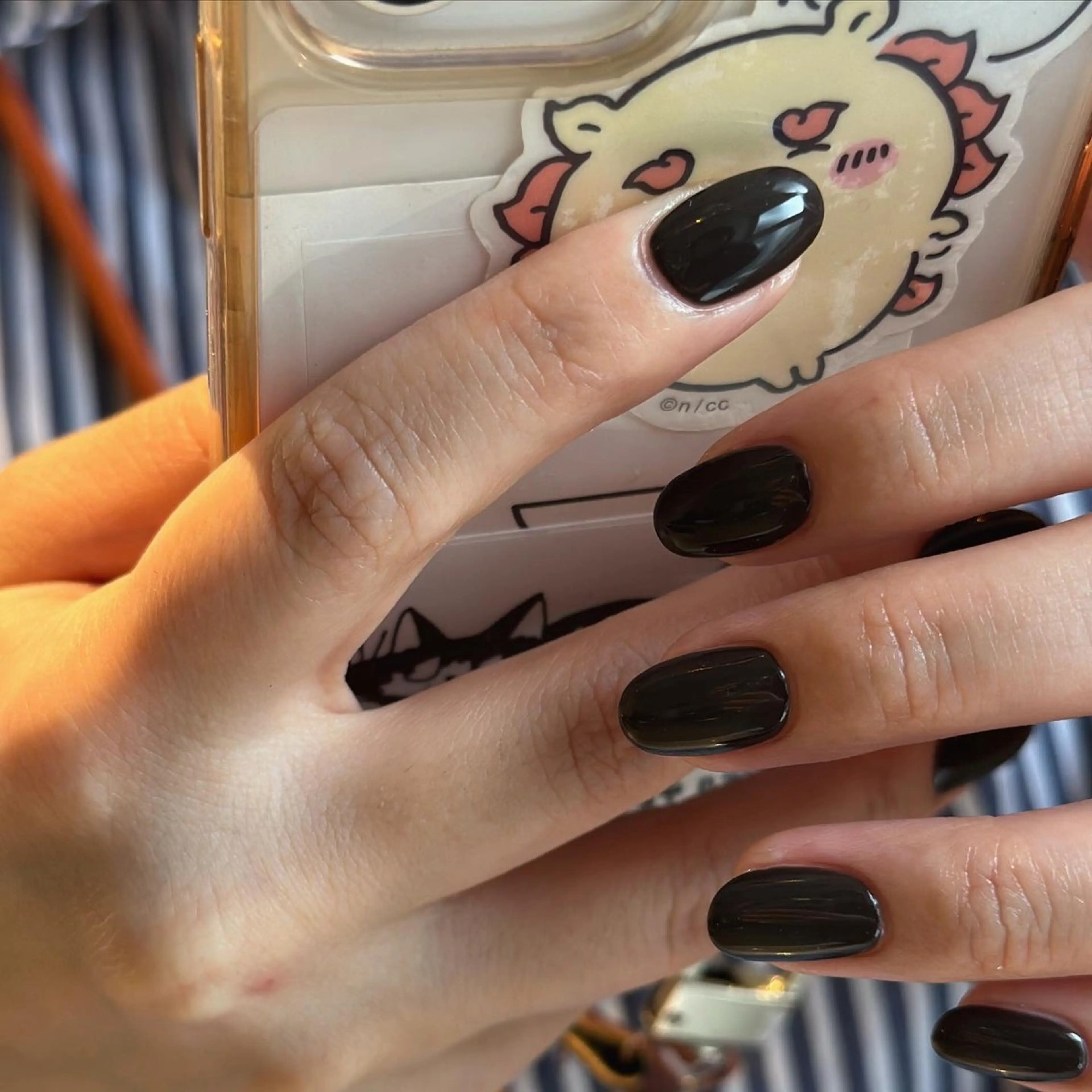 ネイル ブラウン ワンカラーネイル ハンドネイル Flow nail所属・山本 七海のネイルデザイン