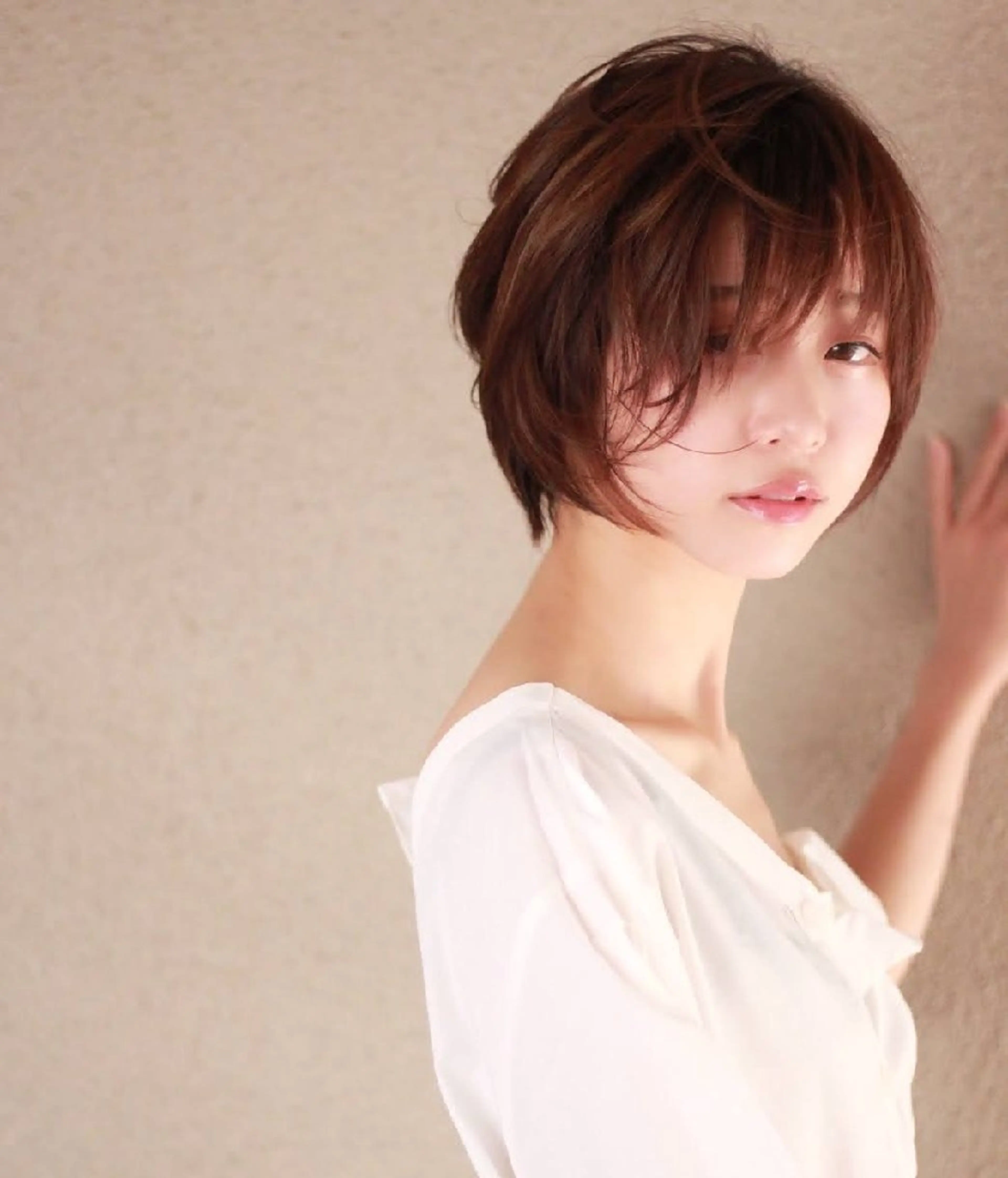 ショート カラー schwarz  黒森一馬のヘアスタイル