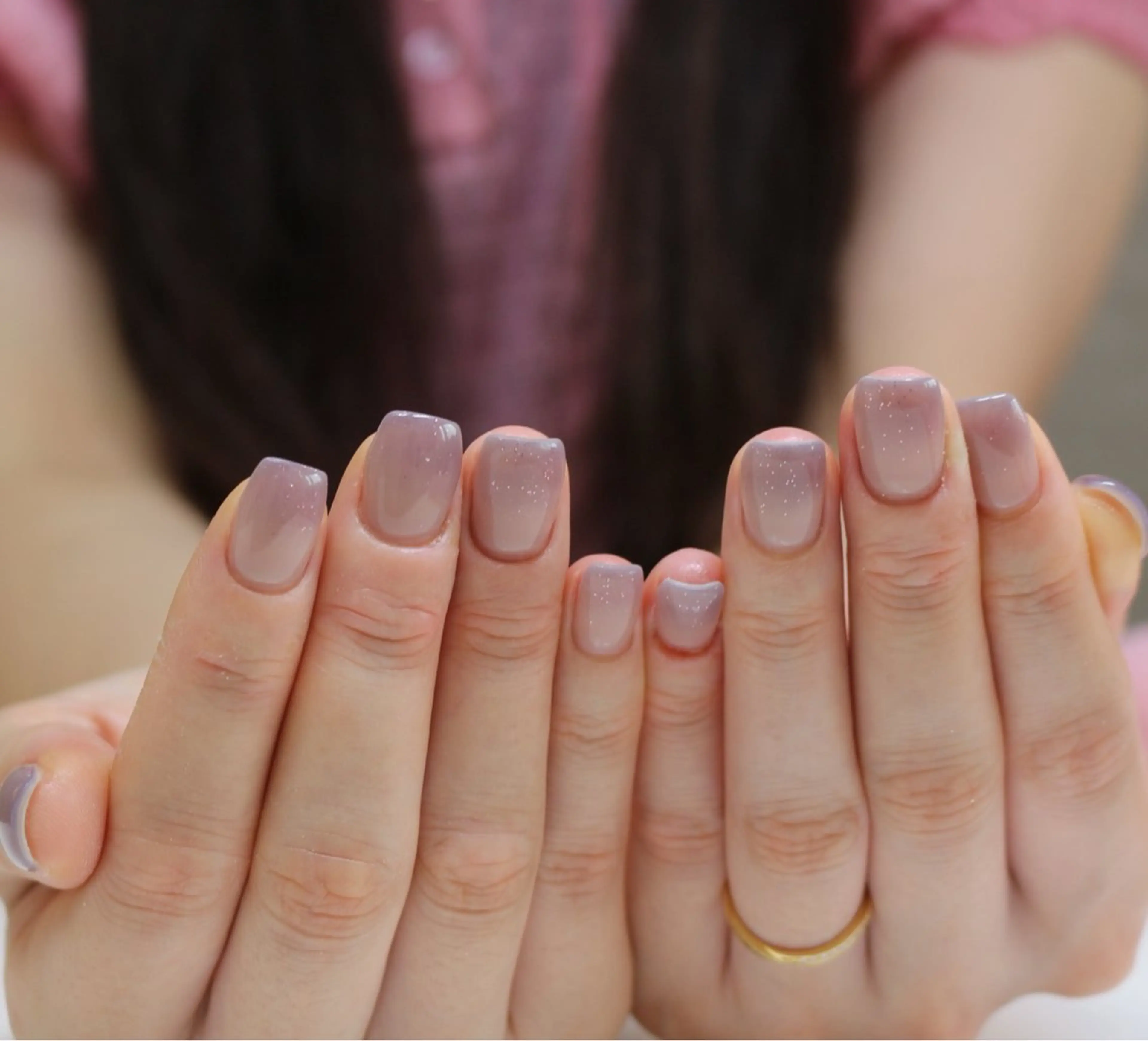 ネイル グラデーション ラメ(グリッター) パープル 夏ネイル ハンドネイル Baku Nailsのネイルデザイン