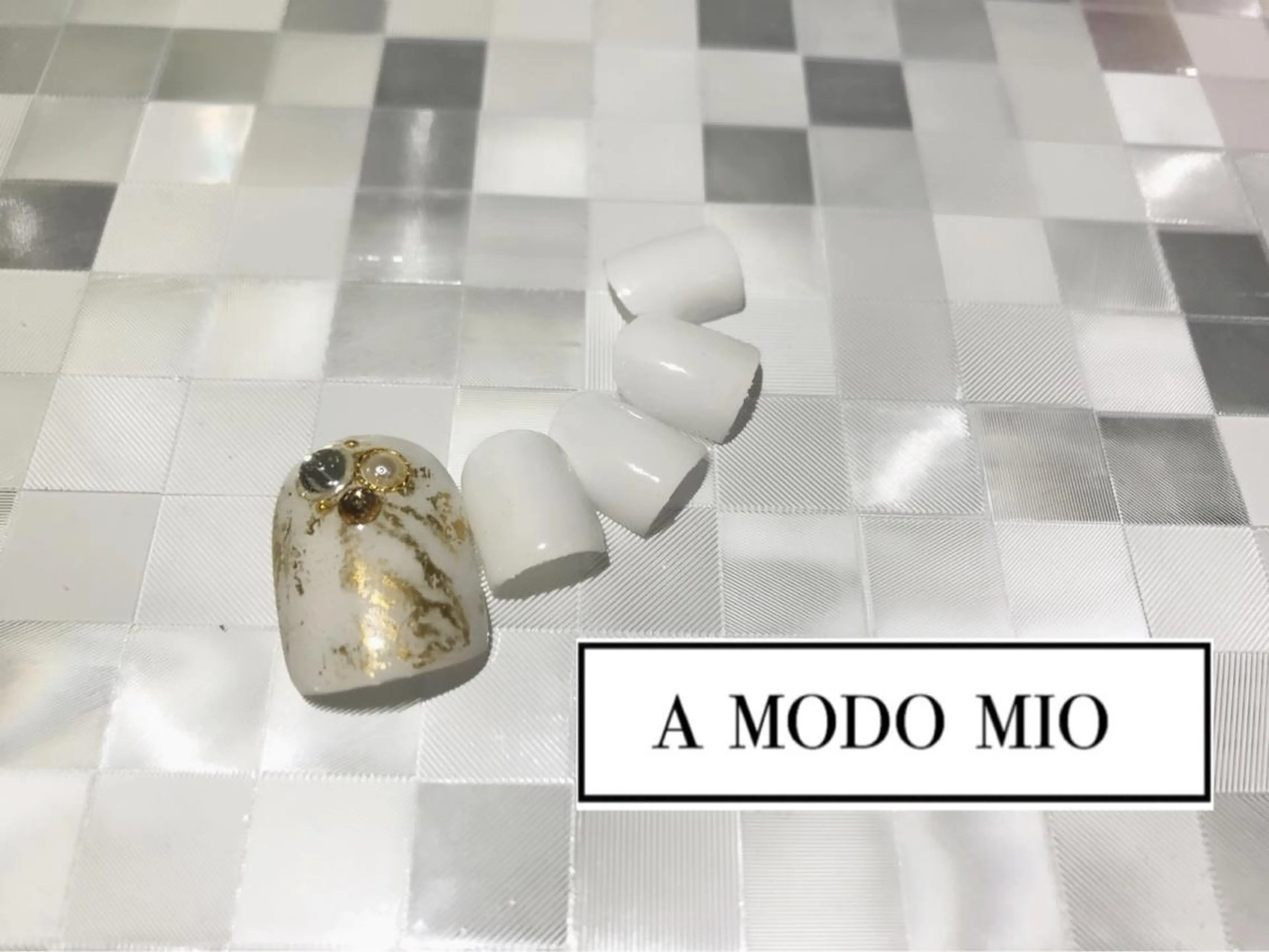 ネイル A MODO MIOのネイルデザイン