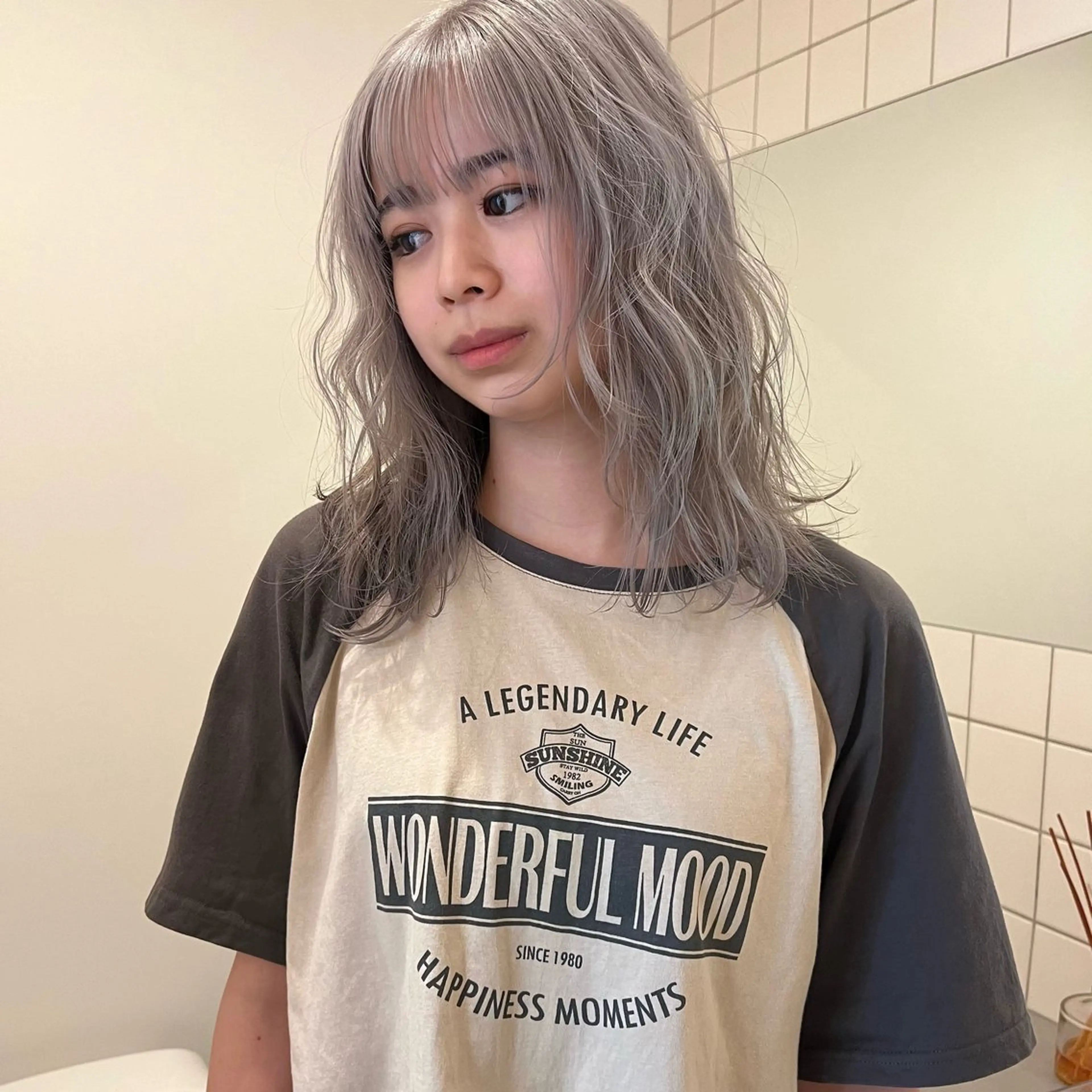 ミディアム カット ヘアカラー 舟橋耀/ブリーチカラ ー/レイヤーカットのヘアスタイル