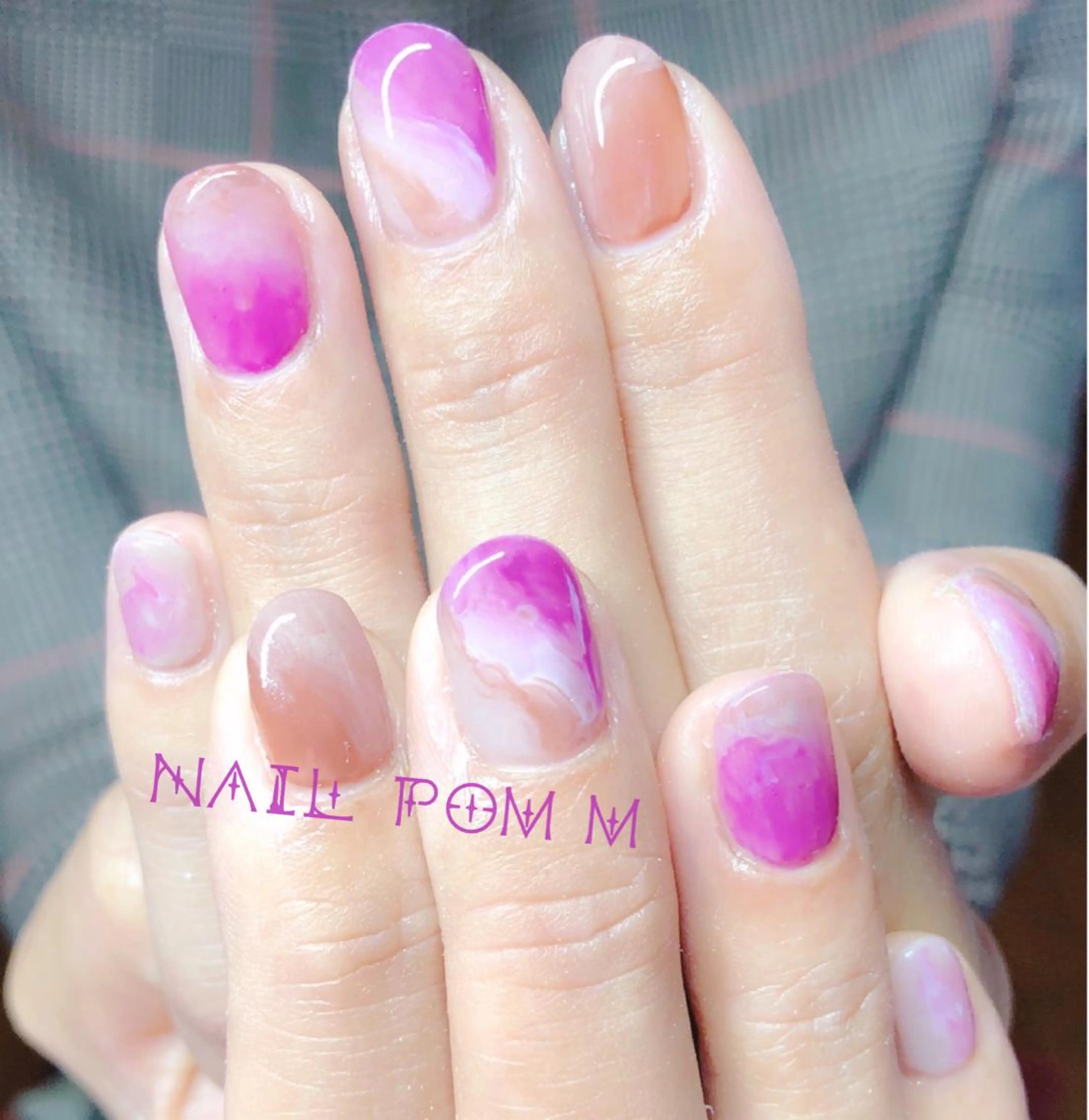 ネイル ニュアンスネイル naiL pom.Mのネイルデザイン