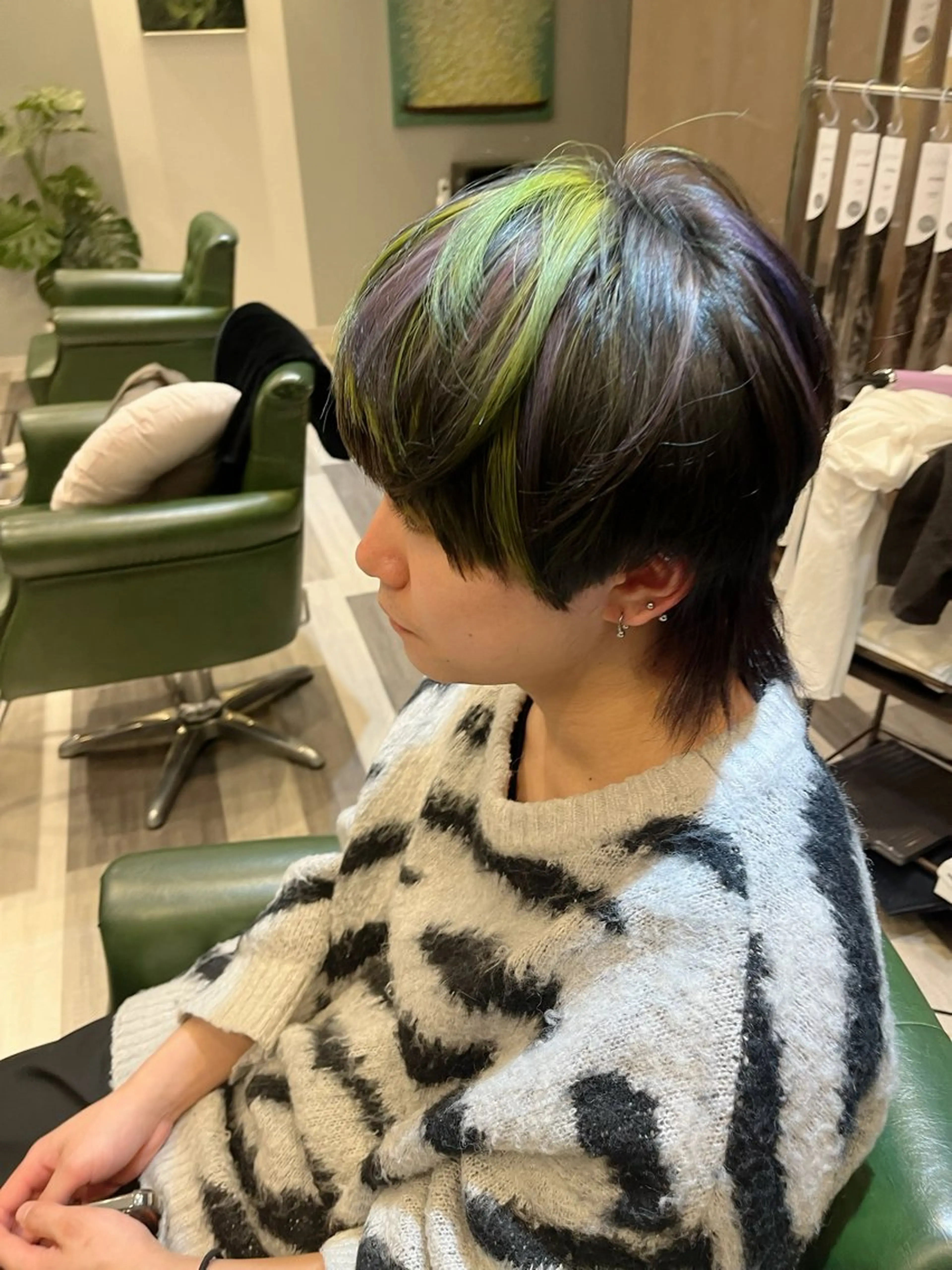 ショート カラー メンズ ヘアカラー トリートメント 松下 倫子のヘアスタイル