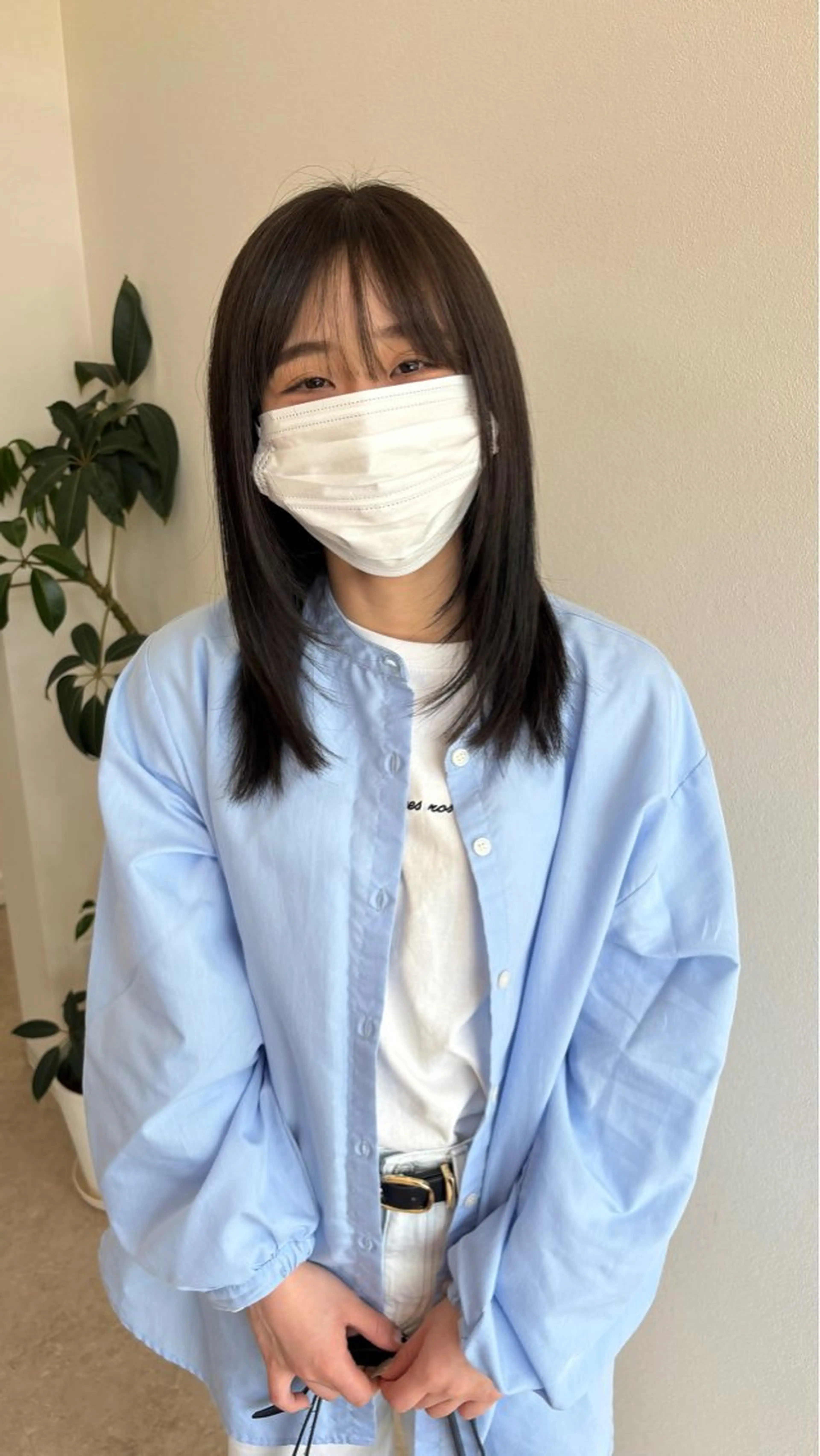 セミロング カラー ヘアカラー 能勢 莉里花のヘアスタイル