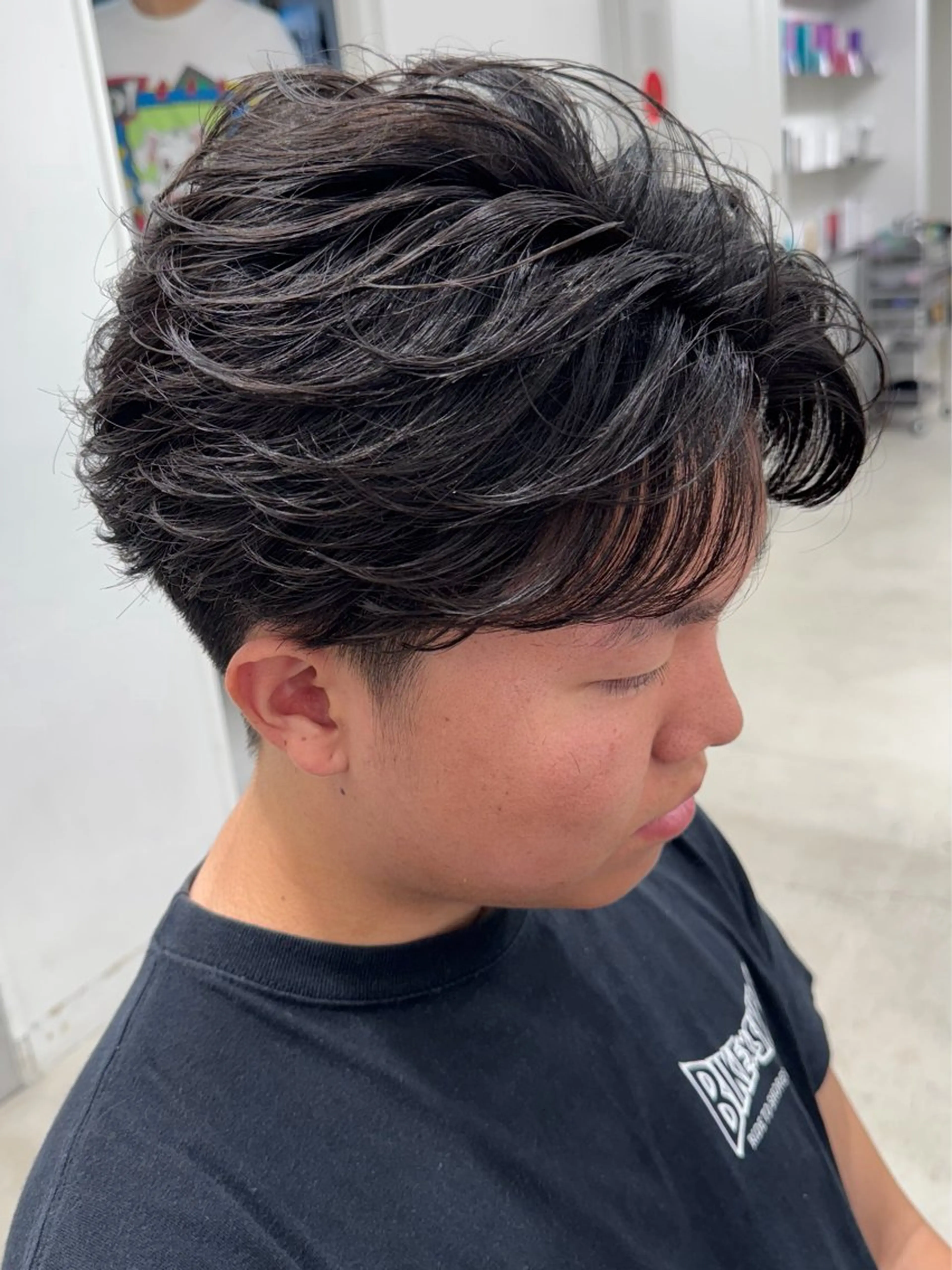 ショート パーマ メンズ センターパート フェザーパーマ メンズパーマ 刈り上げ メンズパーマ 名古屋/水谷颯のヘアスタイル