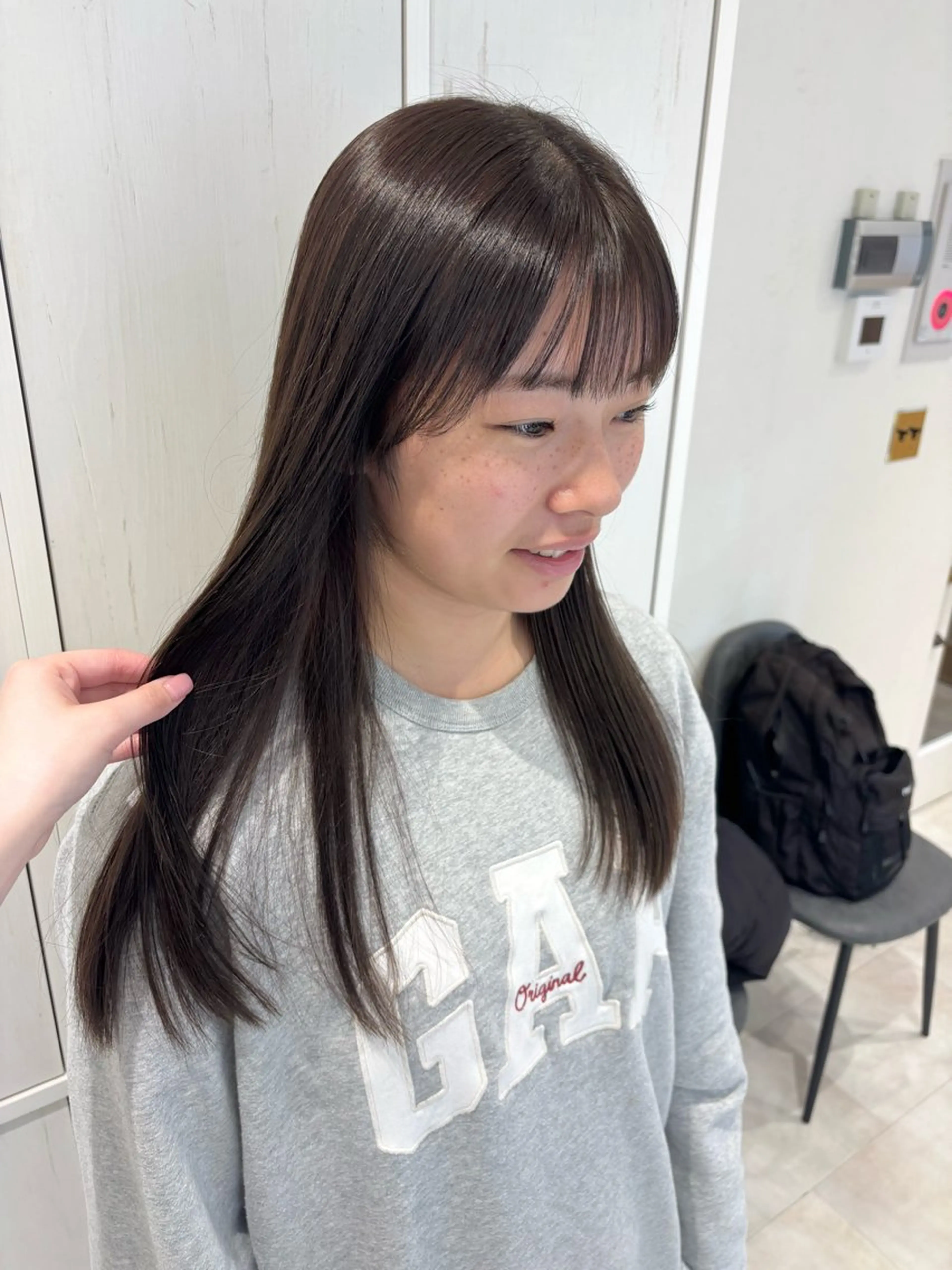 ロング カラー グレージュ オリーブグレージュ オリーブグレー 🌟当日予約OK🌟 西野楓加のヘアスタイル