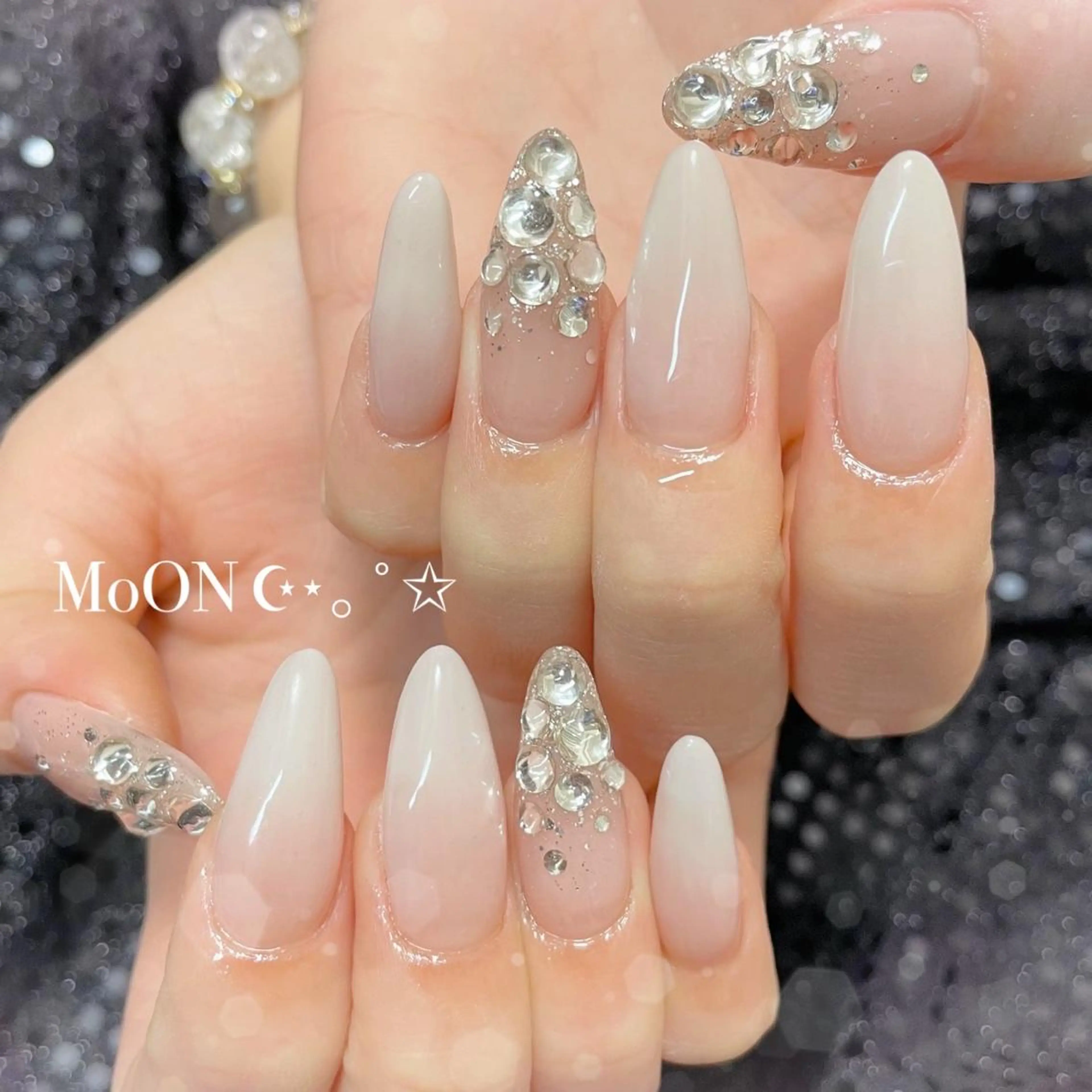 ネイル MoON...❤︎ MeGuのネイルデザイン