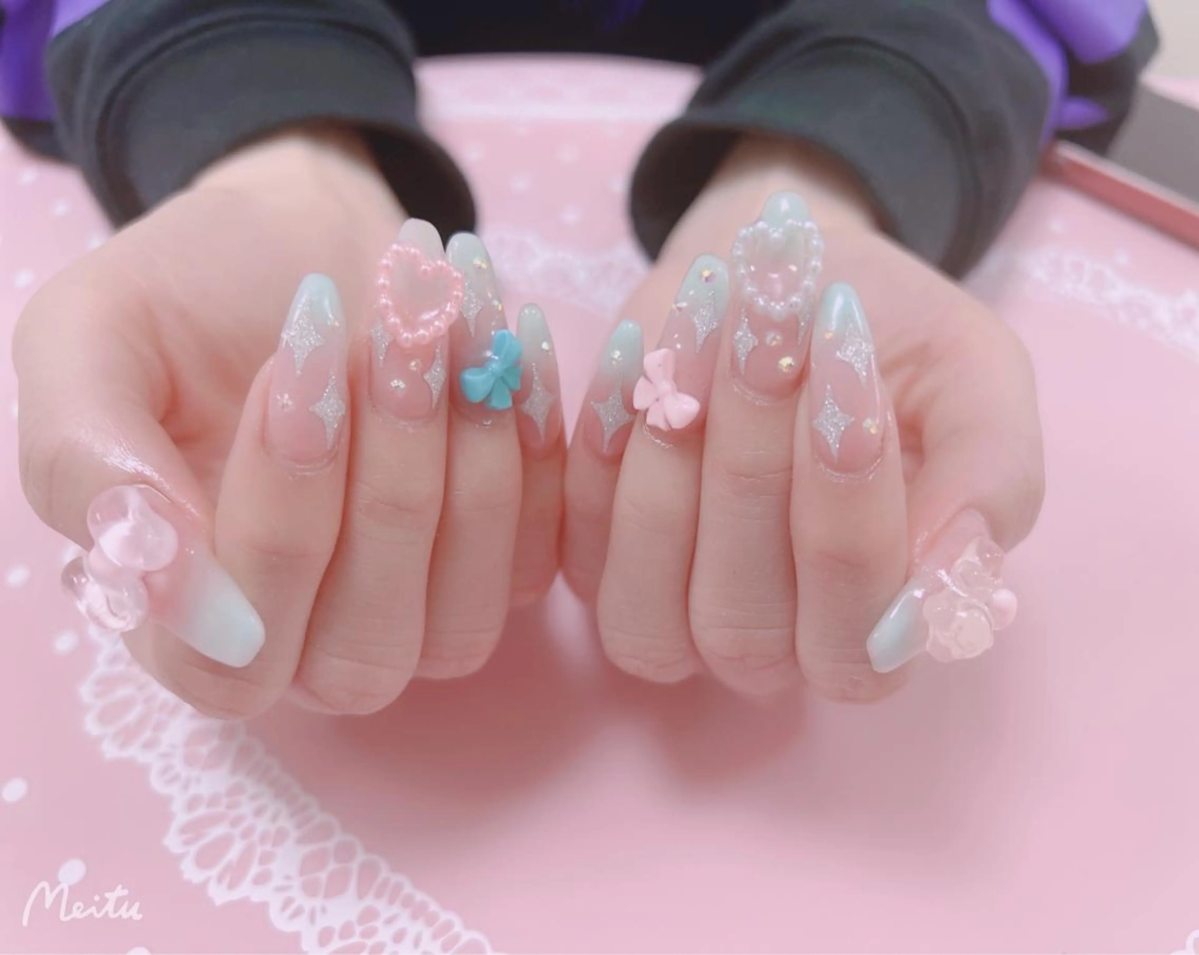 ネイル はぴねす所属・横浜 美夢のネイルデザイン