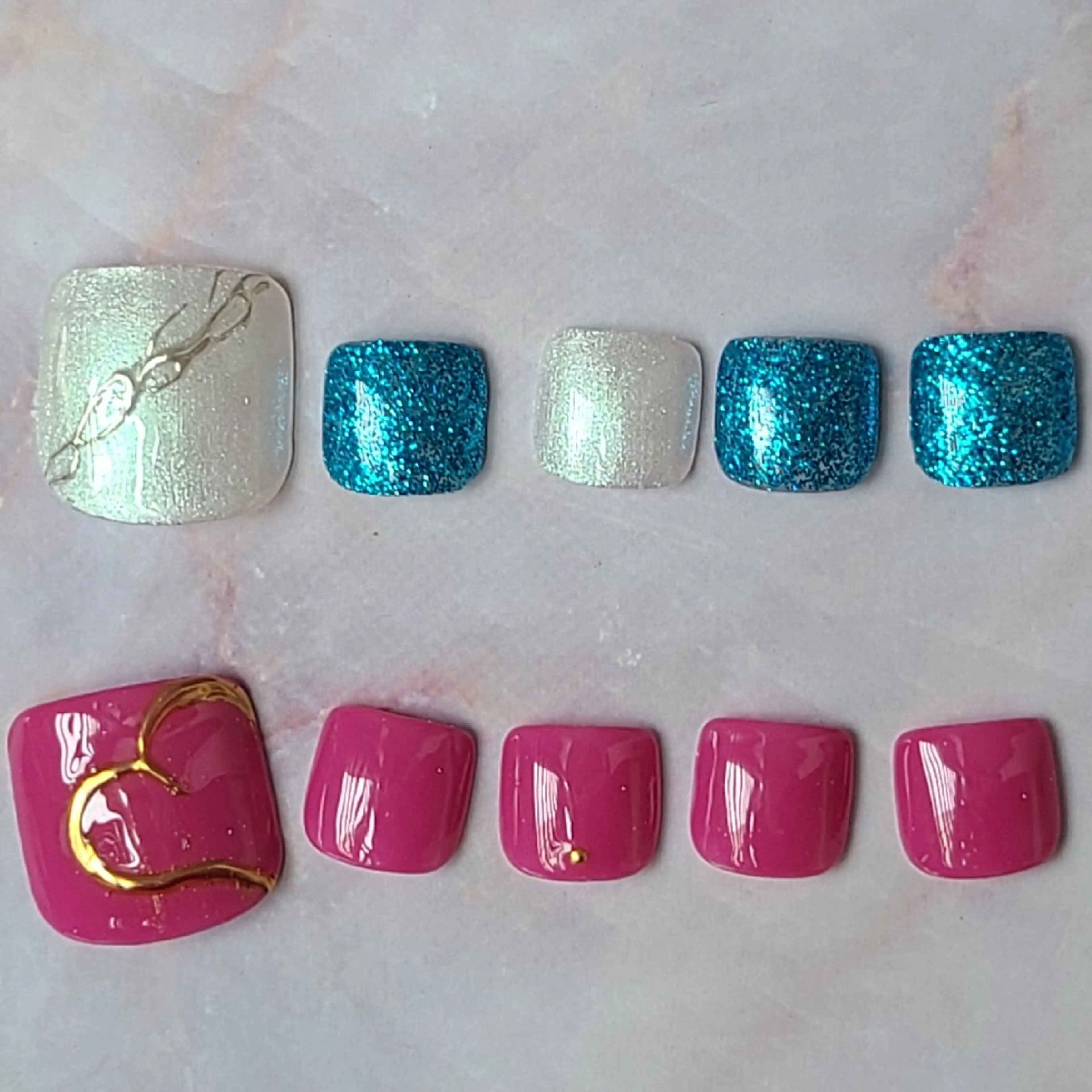 ネイル フットネイル 門川 茉奈美のネイルデザイン