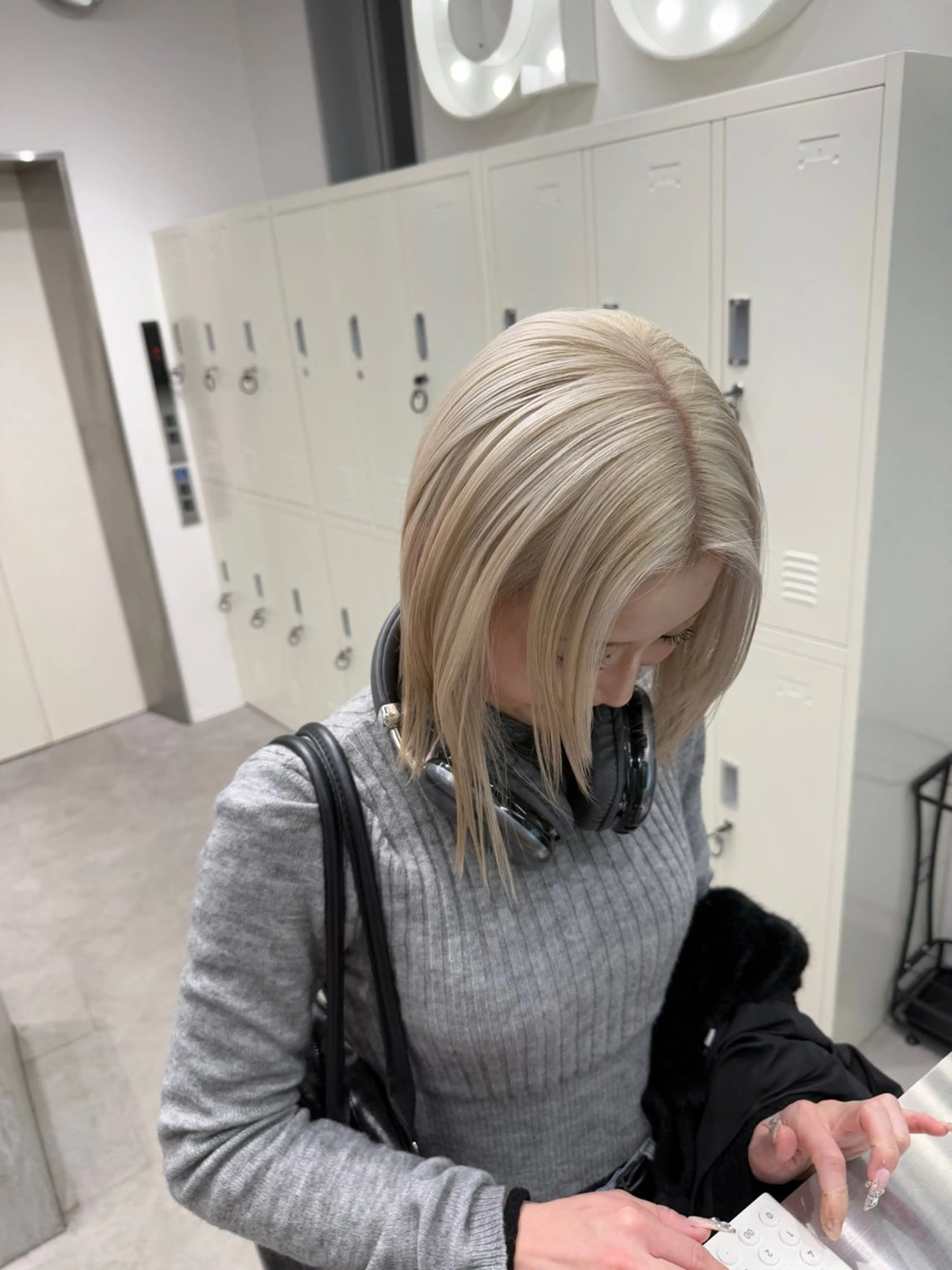 カラー ブロンド ホワイトブロンド ヘアカラー カット¥1100 / 𝙍𝙪𝙣𝙖⟡.のヘアスタイル