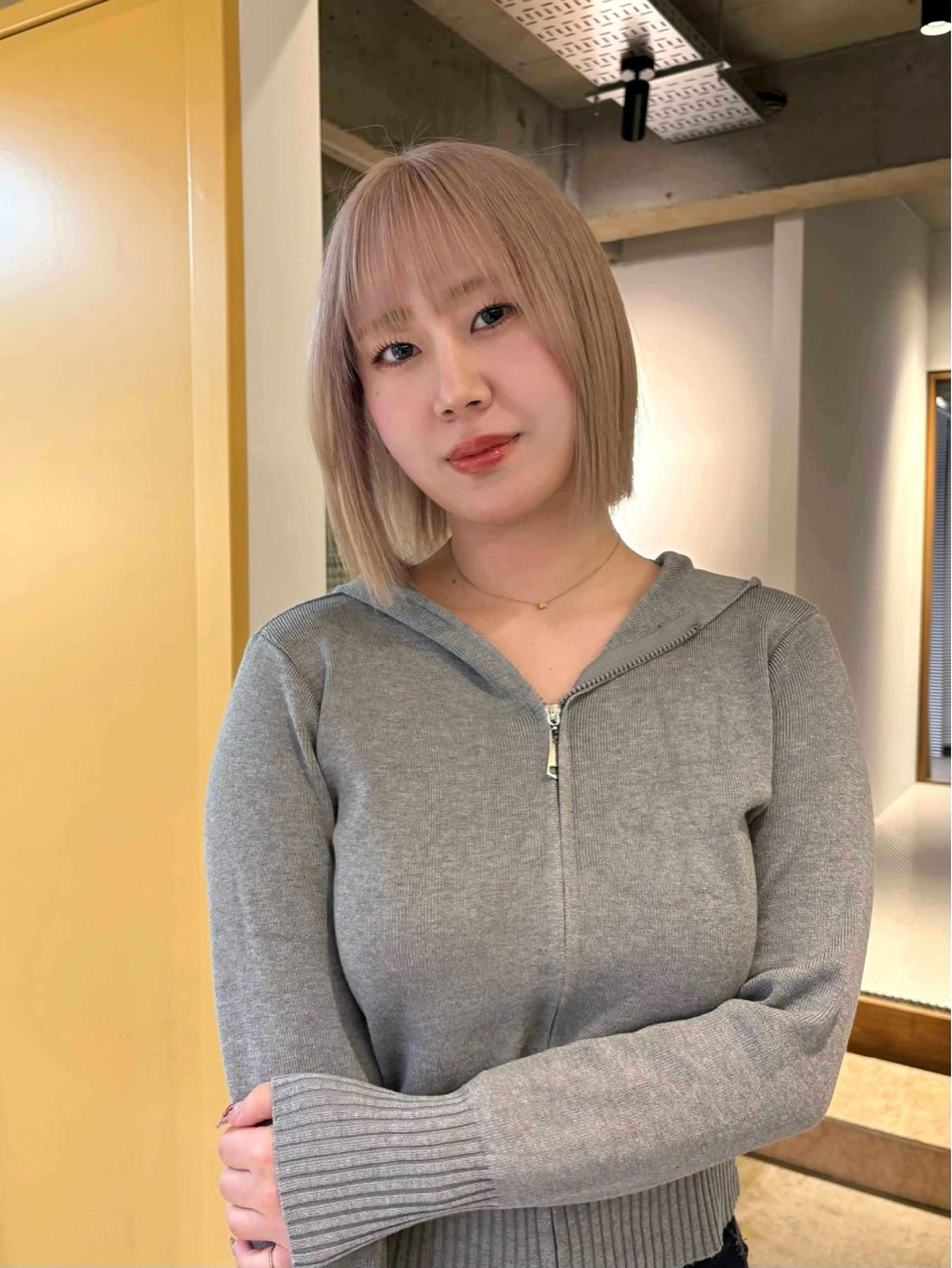 ショート カラー ベージュカラー ホワイトベージュ ヘアカラー 名駅/透明感カラー /masaki⠀のヘアスタイル