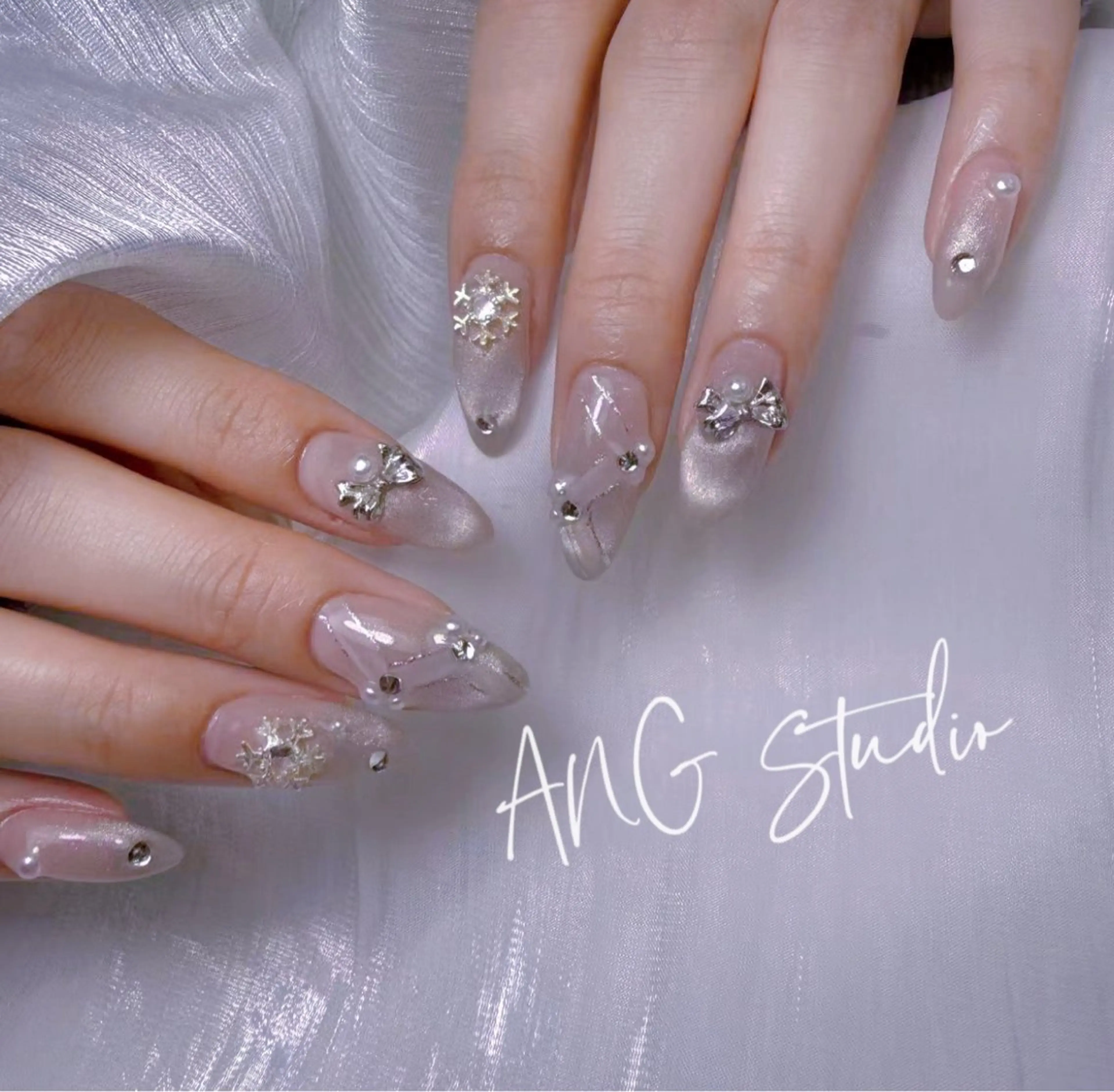 ネイル ハンドネイル ハンドケア ANG Studioのネイルデザイン