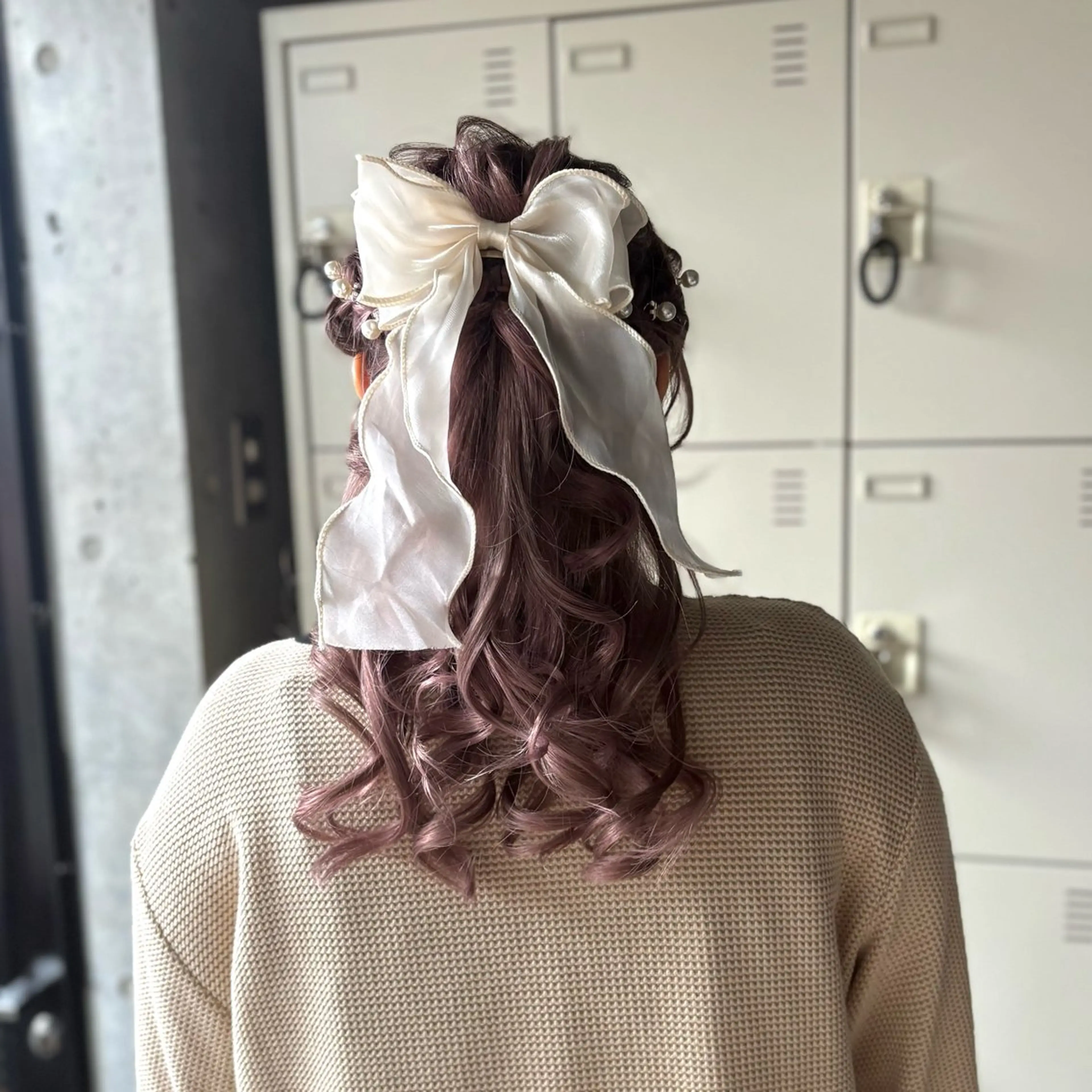 セミロング ヘアアレンジ ヘアセット うる艶/透明感カラー 🐇🤍もものヘアスタイル