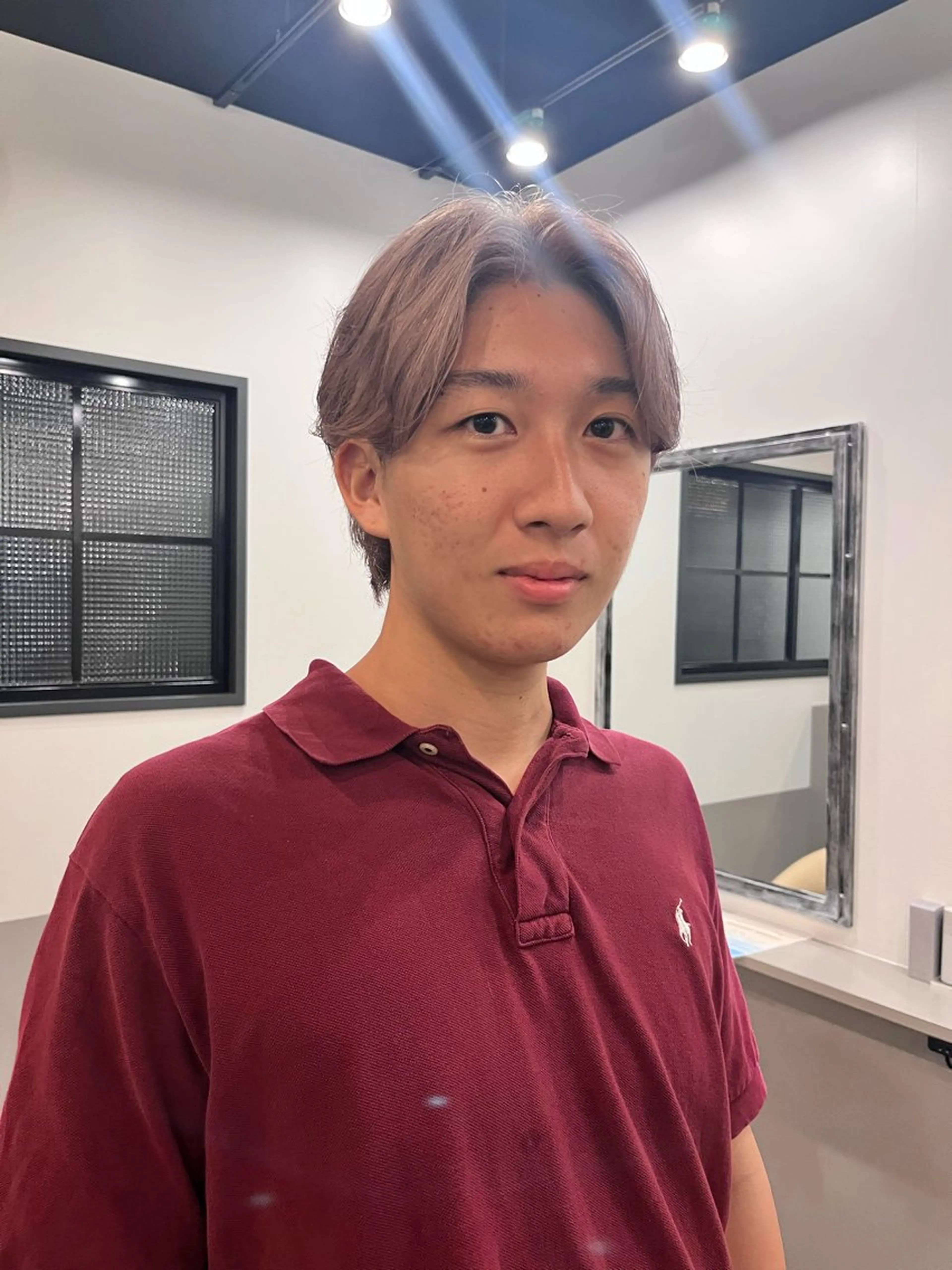 ショート カラー ベージュカラー ホワイトベージュ カット ヘアカラー dogstar小林諒 パーマ/レイヤーのヘアスタイル