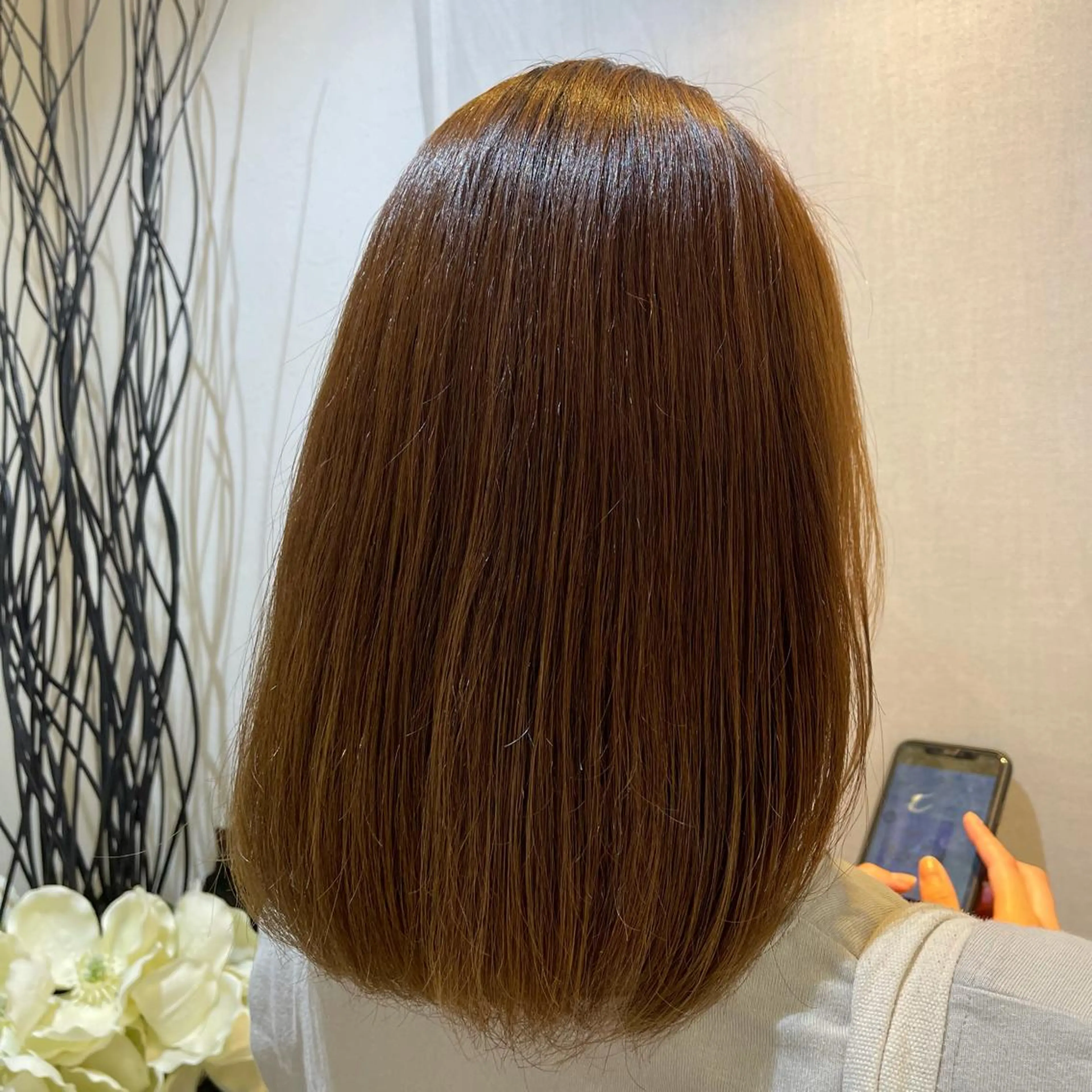 ミディアム パーマ 鶴﨑 美優亜のヘアスタイル