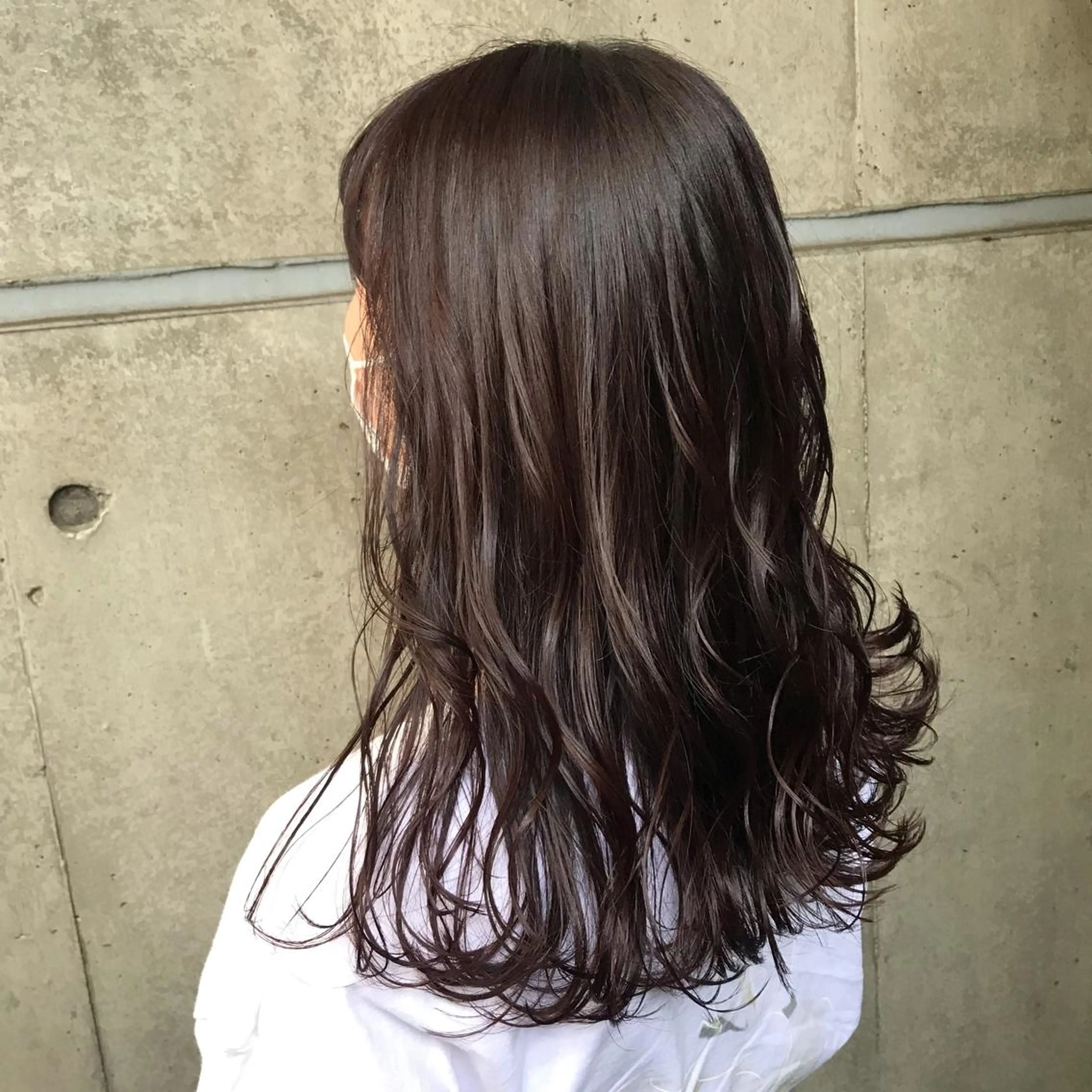 セミロング 松本平太郎美容室大宮店所属・もりたみかこ 美容師お休み中のヘアスタイル