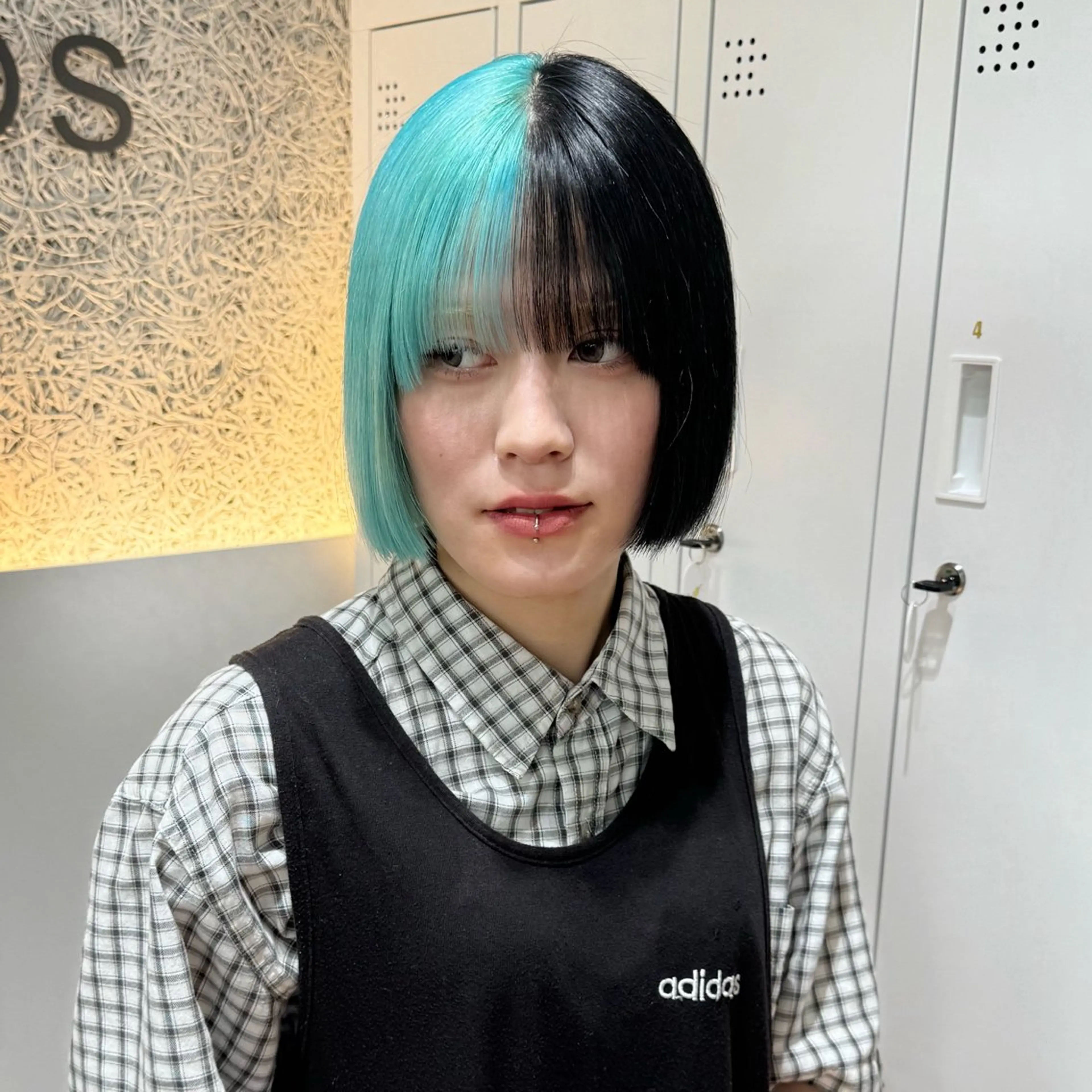 ミディアム カラー 黒髪 ブリーチ デザインカラー ミント ミントグリーン カット ヘアカラー トリートメント 🌱ブリーチ・透明感 カラー/mapi🦭のヘアスタイル