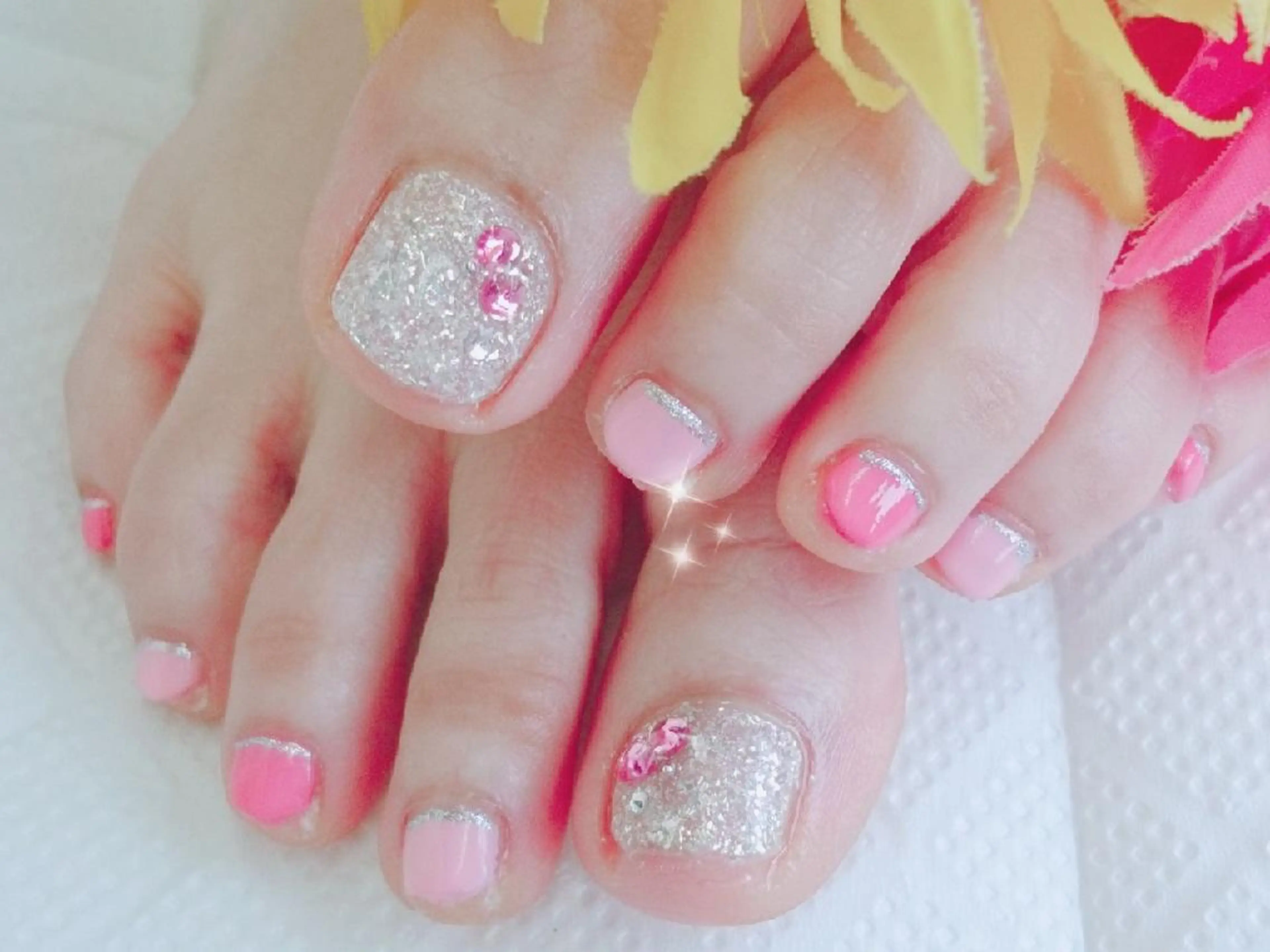 ネイル ストーンネイル プライベートサロン RosyLily所属・プライベートサロン Rosy Lilyのネイルデザイン