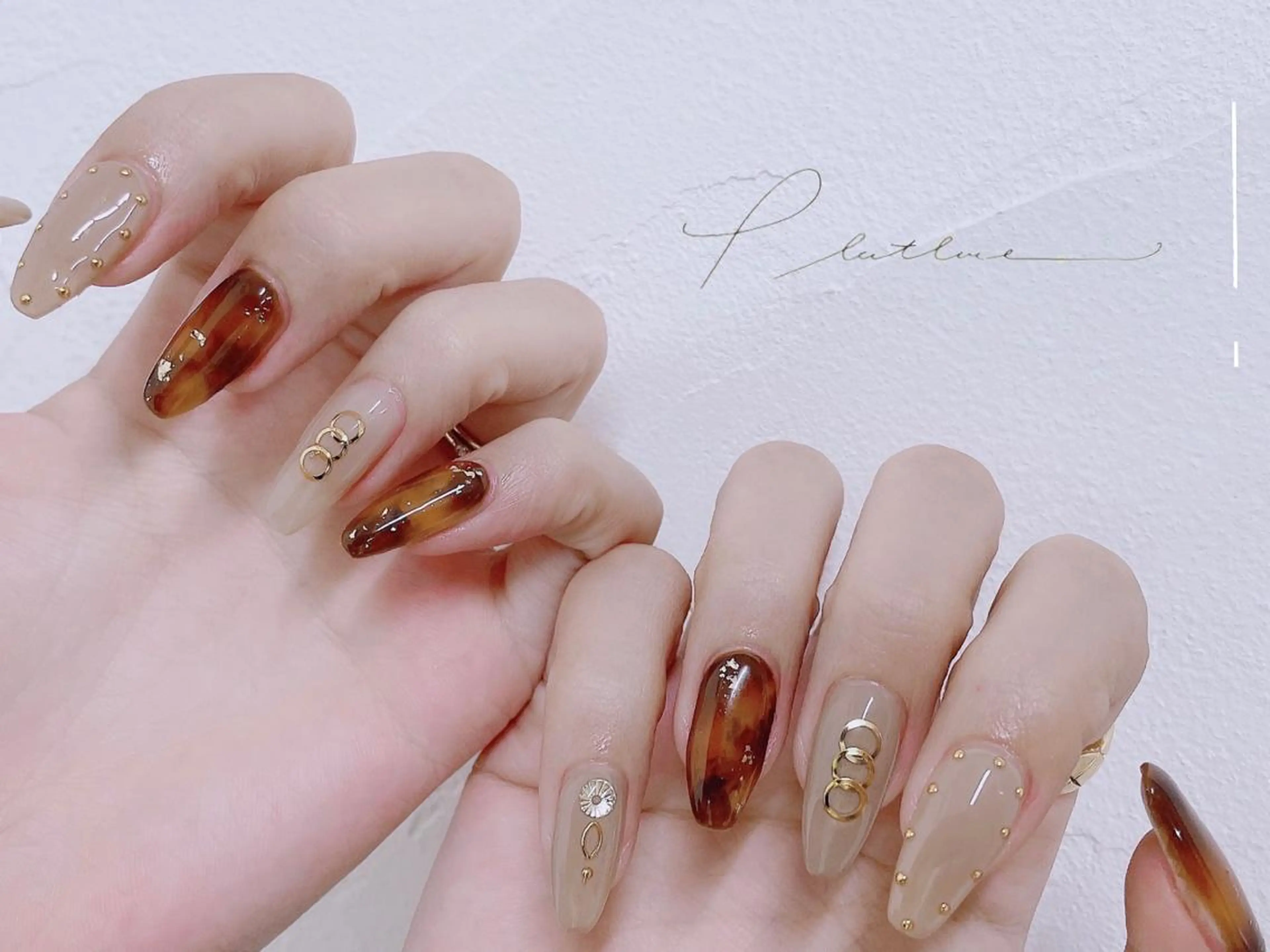 ネイル べっ甲ネイル Platluce. ERIのネイルデザイン