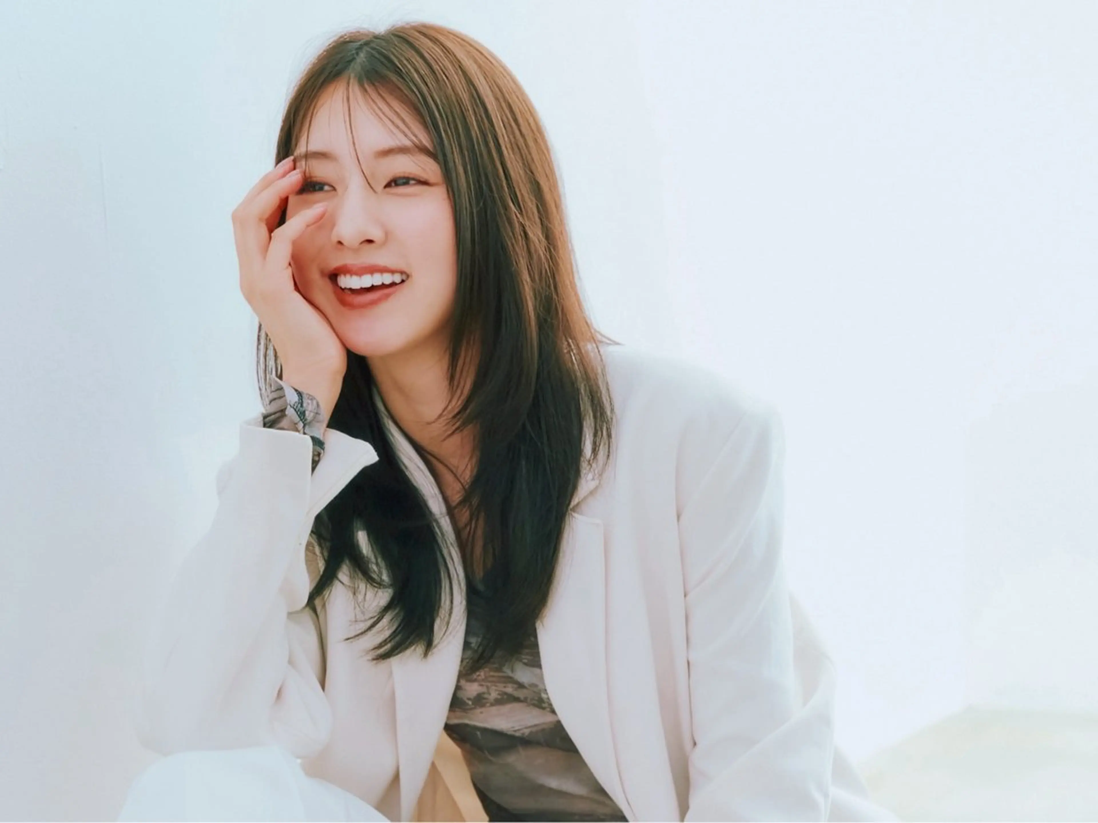 ロング 中尾 俊輔のヘアスタイル