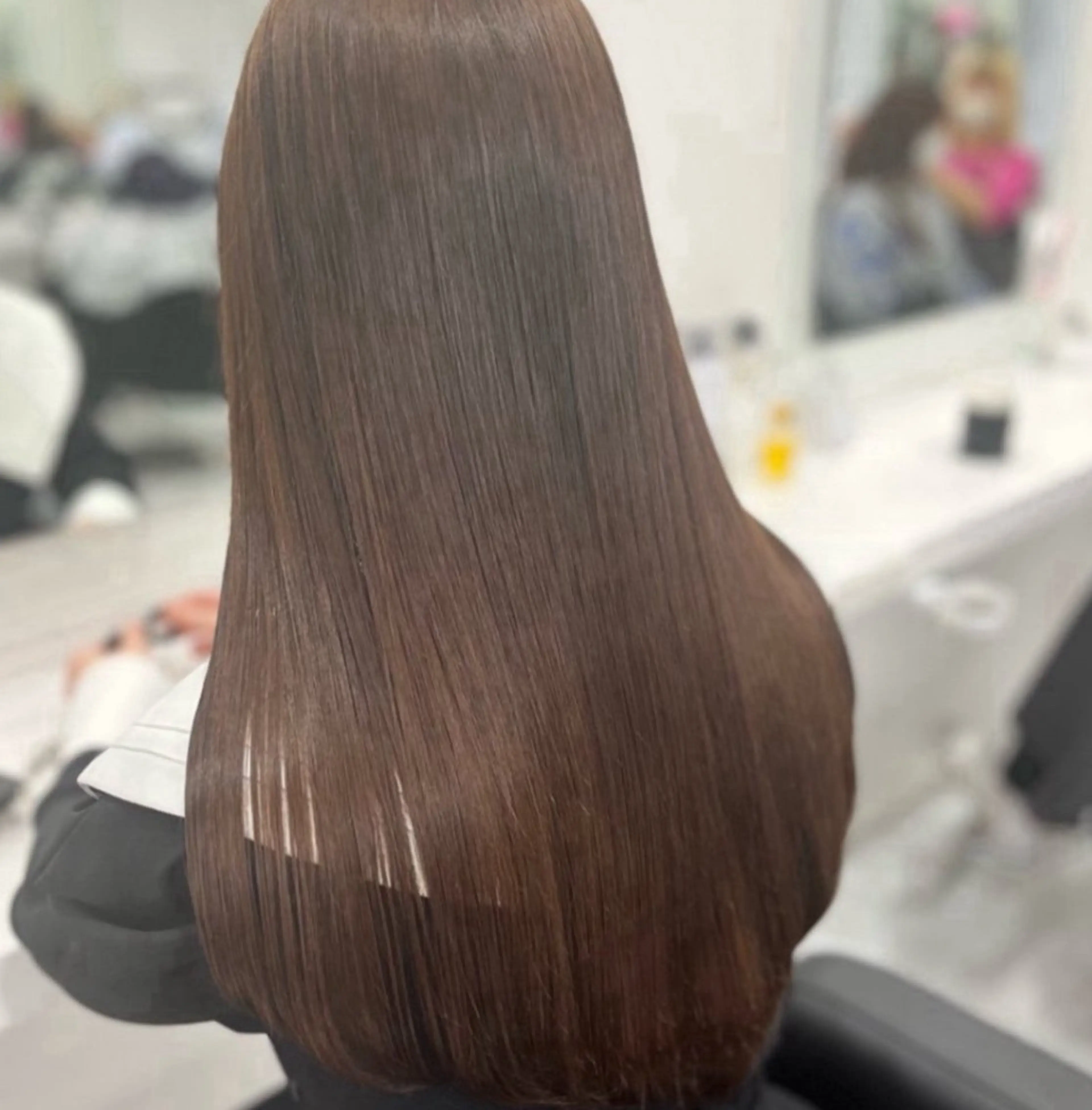 ロング カラー 🫧うる艶トレンド 🫧透明感カラーのヘアスタイル