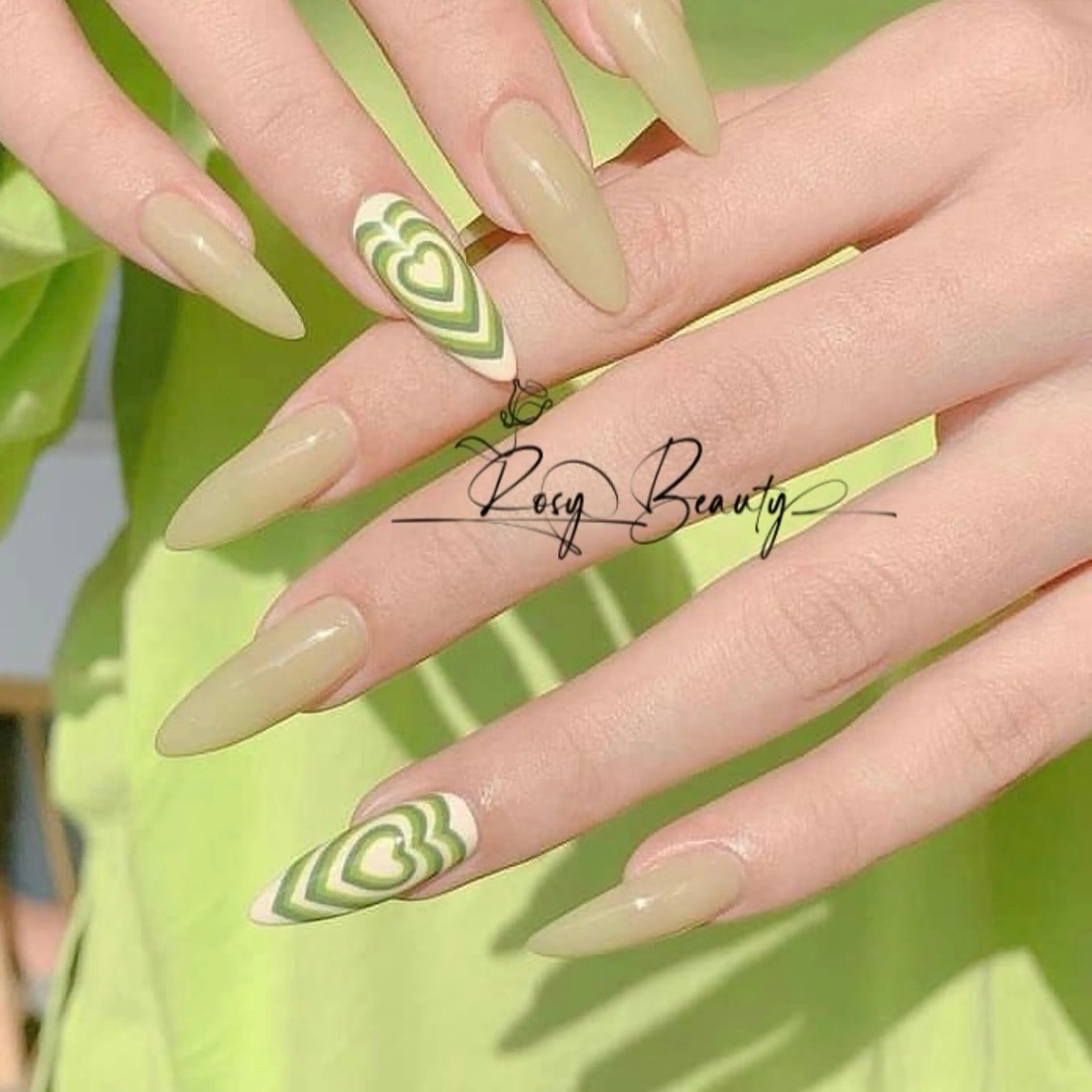 ネイル ハンドネイル RosyBeauty Salon所属・RosyBeauty Salonのネイルデザイン