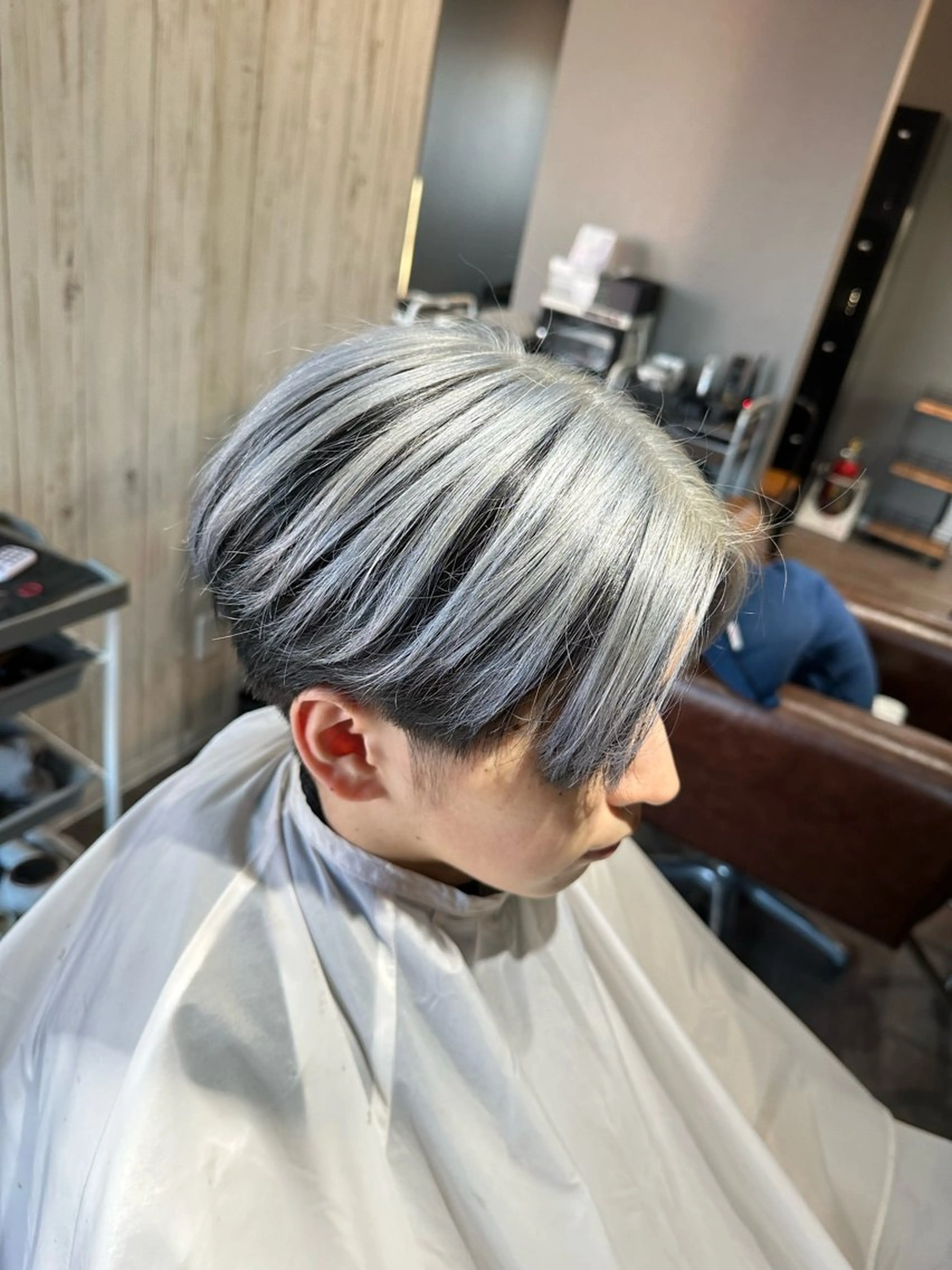 メンズ ヘアカラー 🧊阿部 亮太 🧊のヘアスタイル