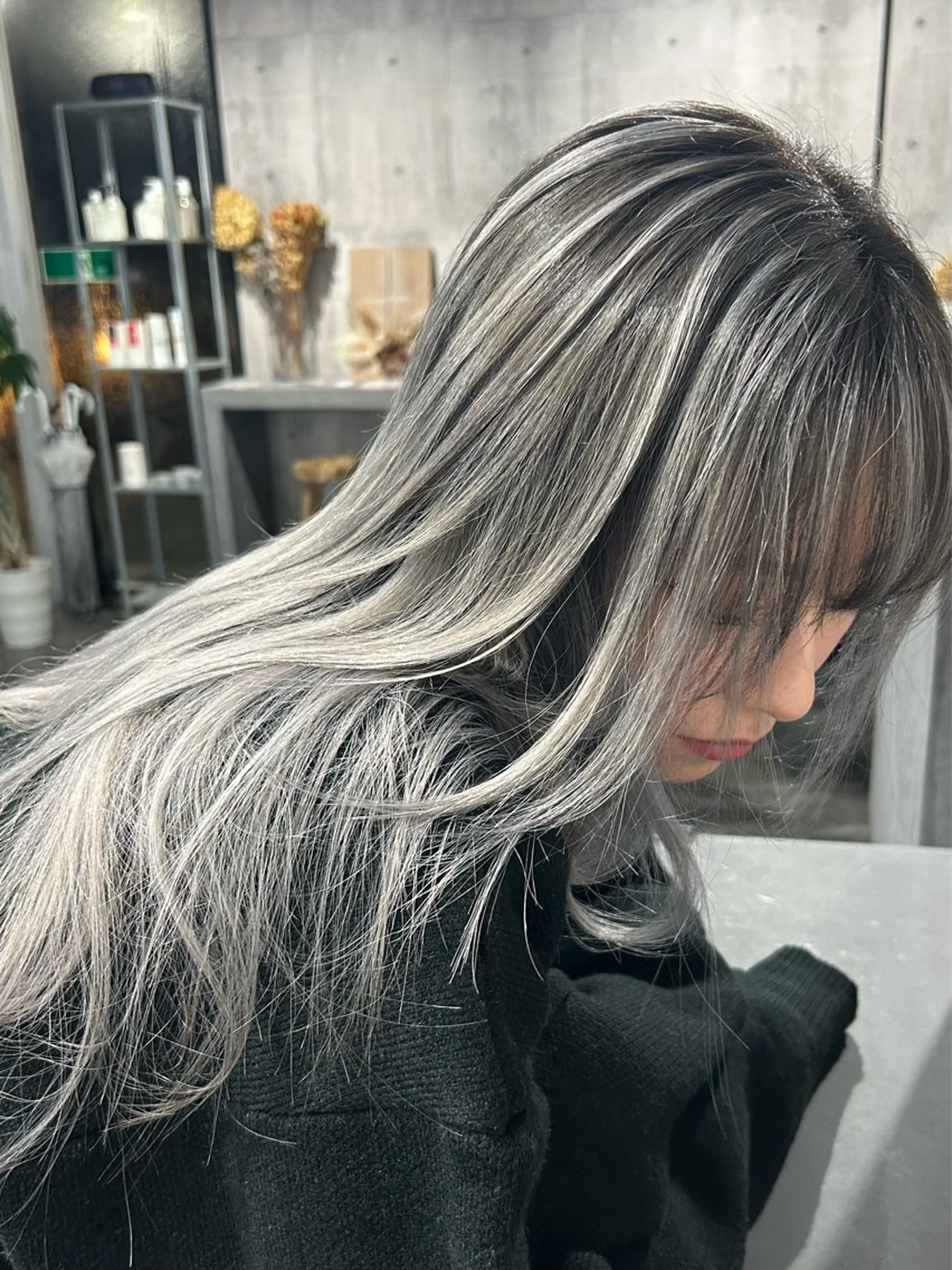 カラー 前田 匡蔵のヘアスタイル