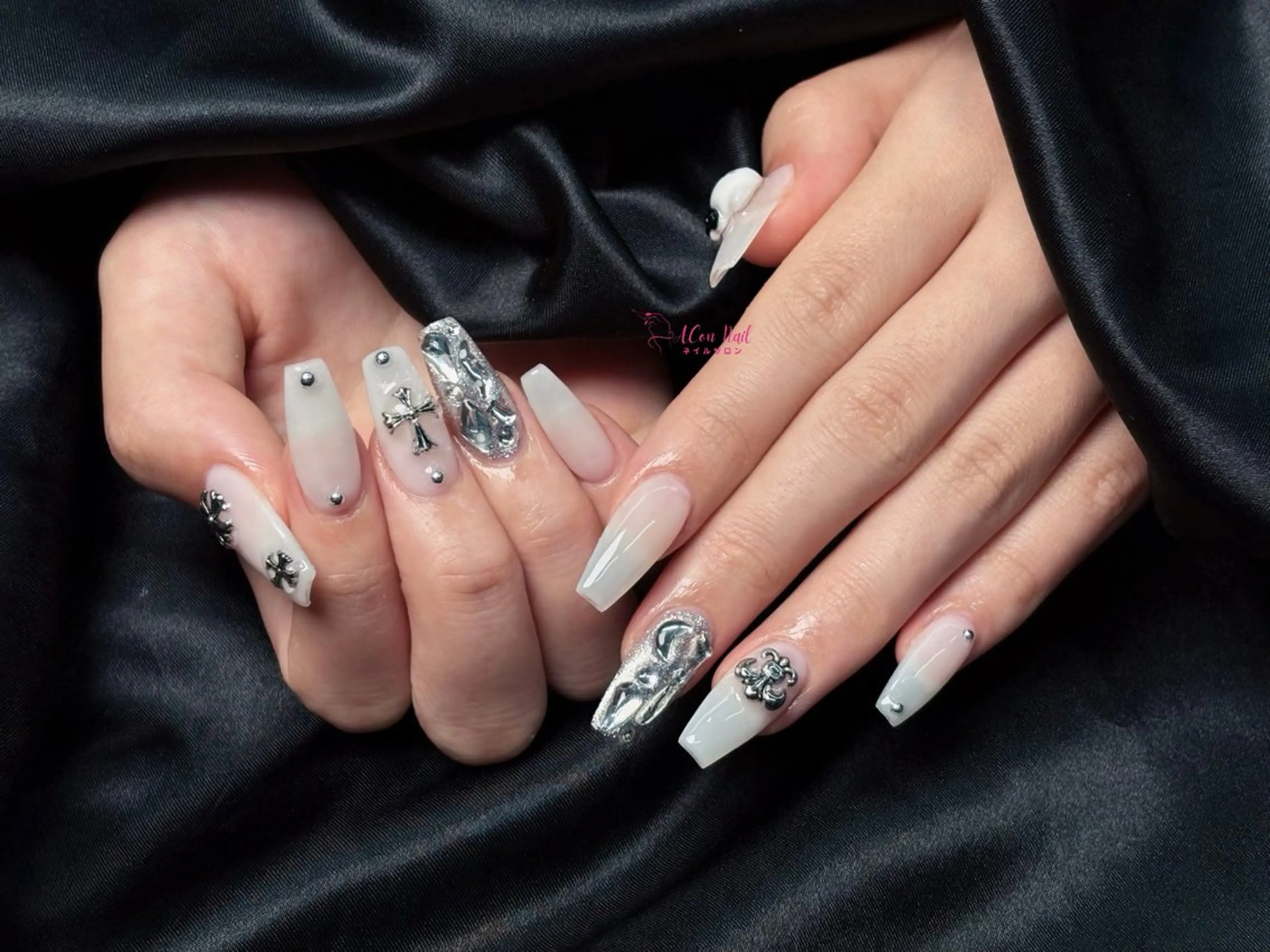 ネイル 桜ネイル 長さ出し フラワーネイル フレンチネイル ジェルネイル ハンドネイル ACon NailSalonのネイルデザイン