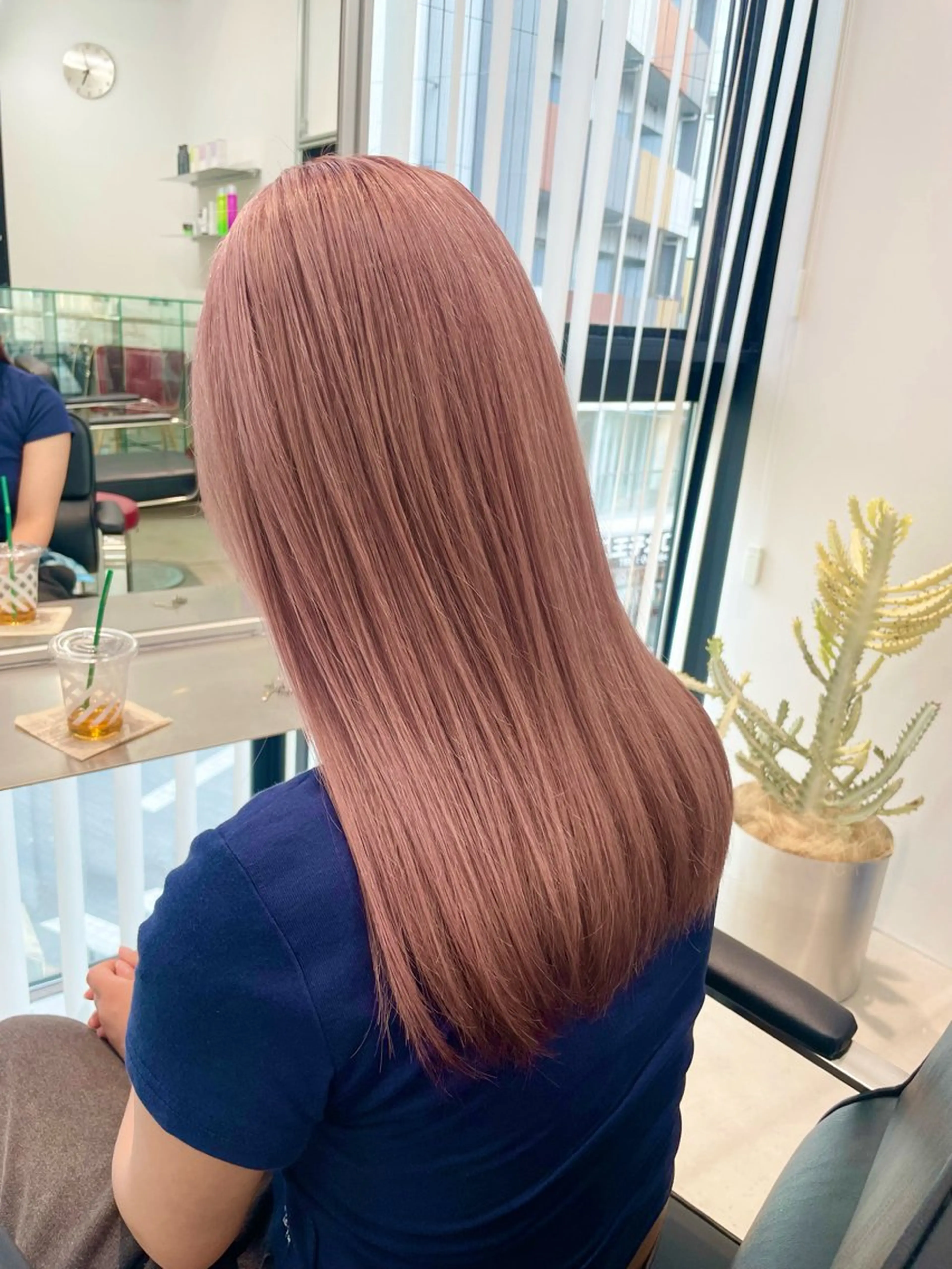 カラー ヘアカラー ハイトーン✨ブリーチ ✨高田めぐみのヘアスタイル