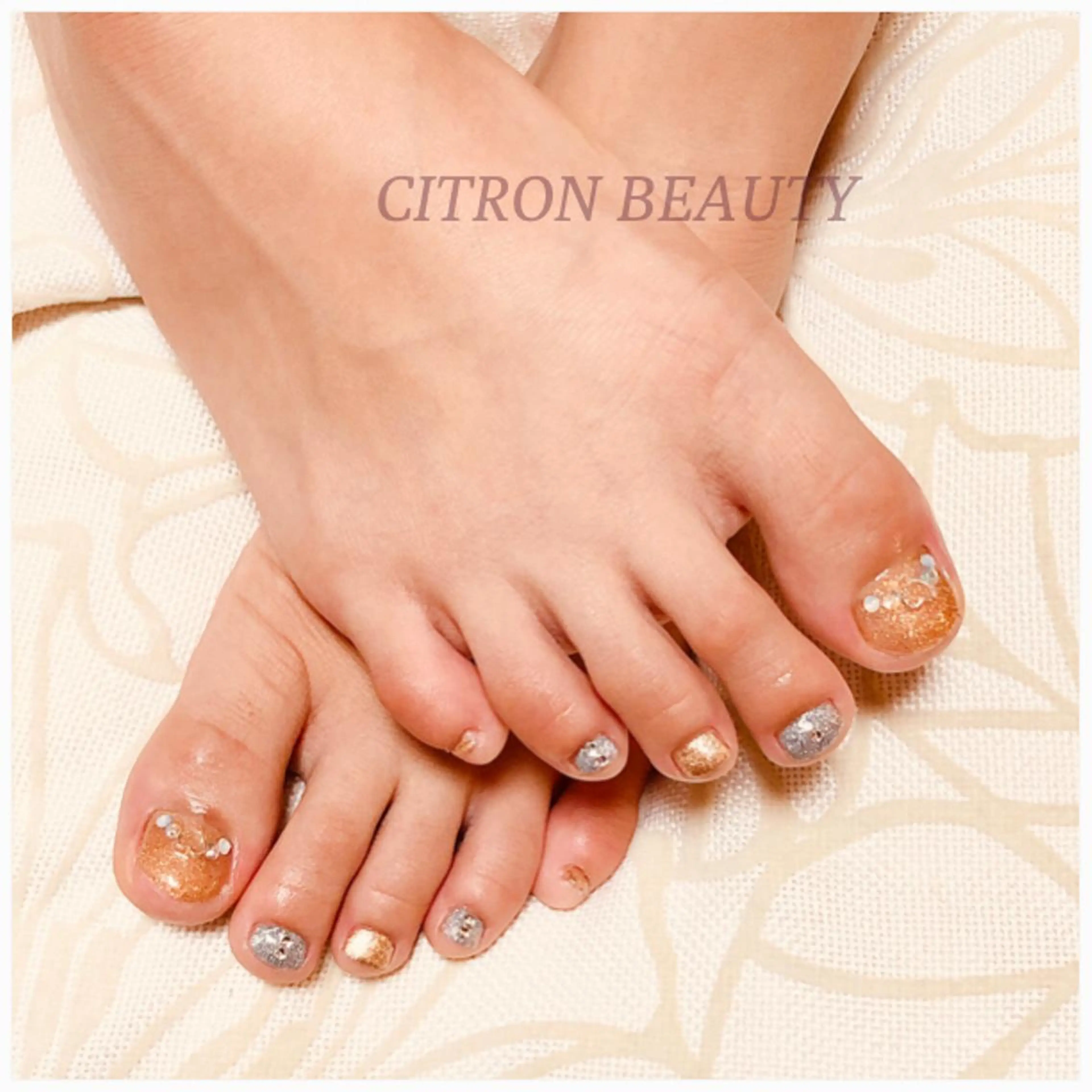 ネイル キラキラネイル CITRON NAIL💅練習生のネイルデザイン