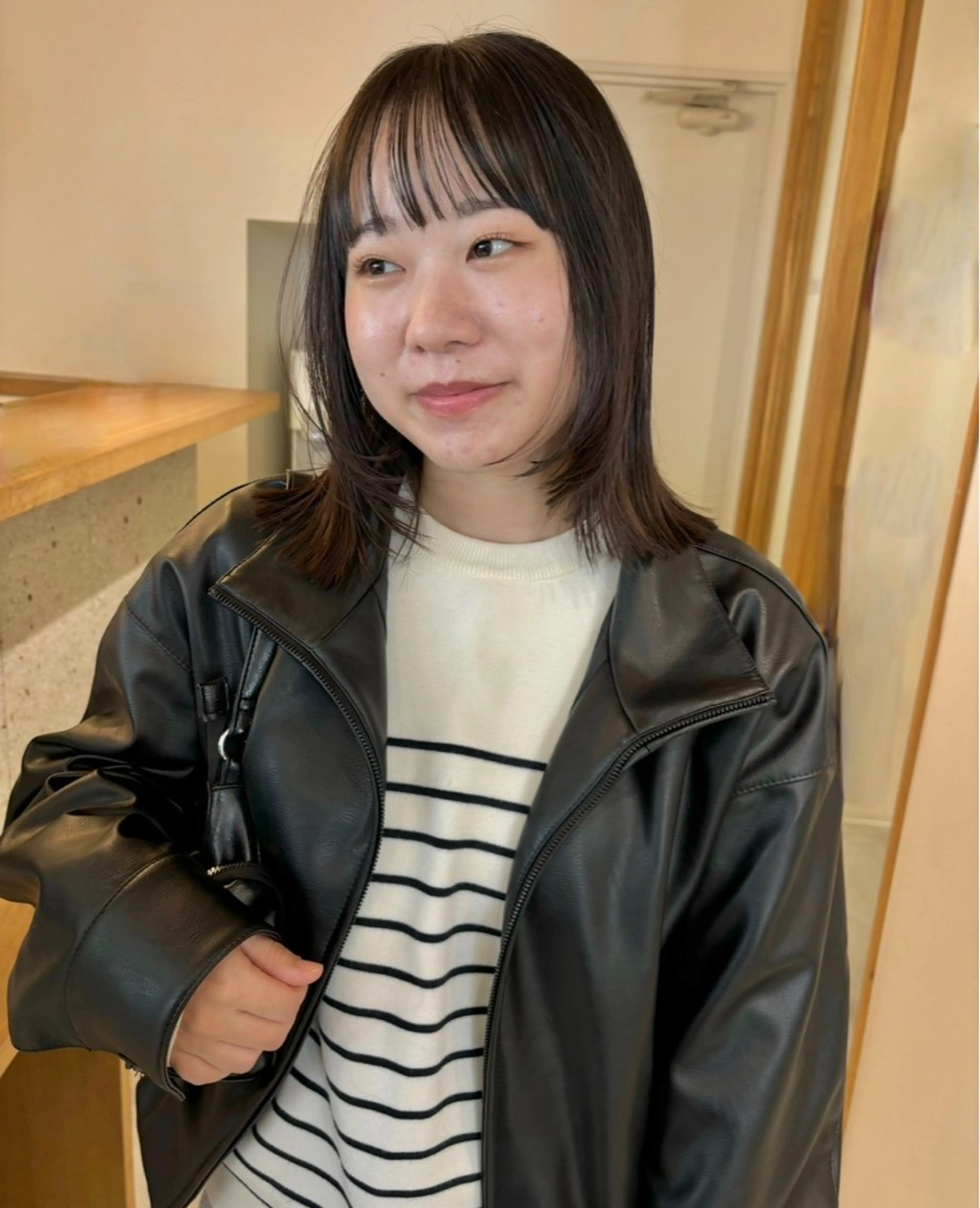 【前髪のうねりが気になる方】前髪ストレートパーマの写真