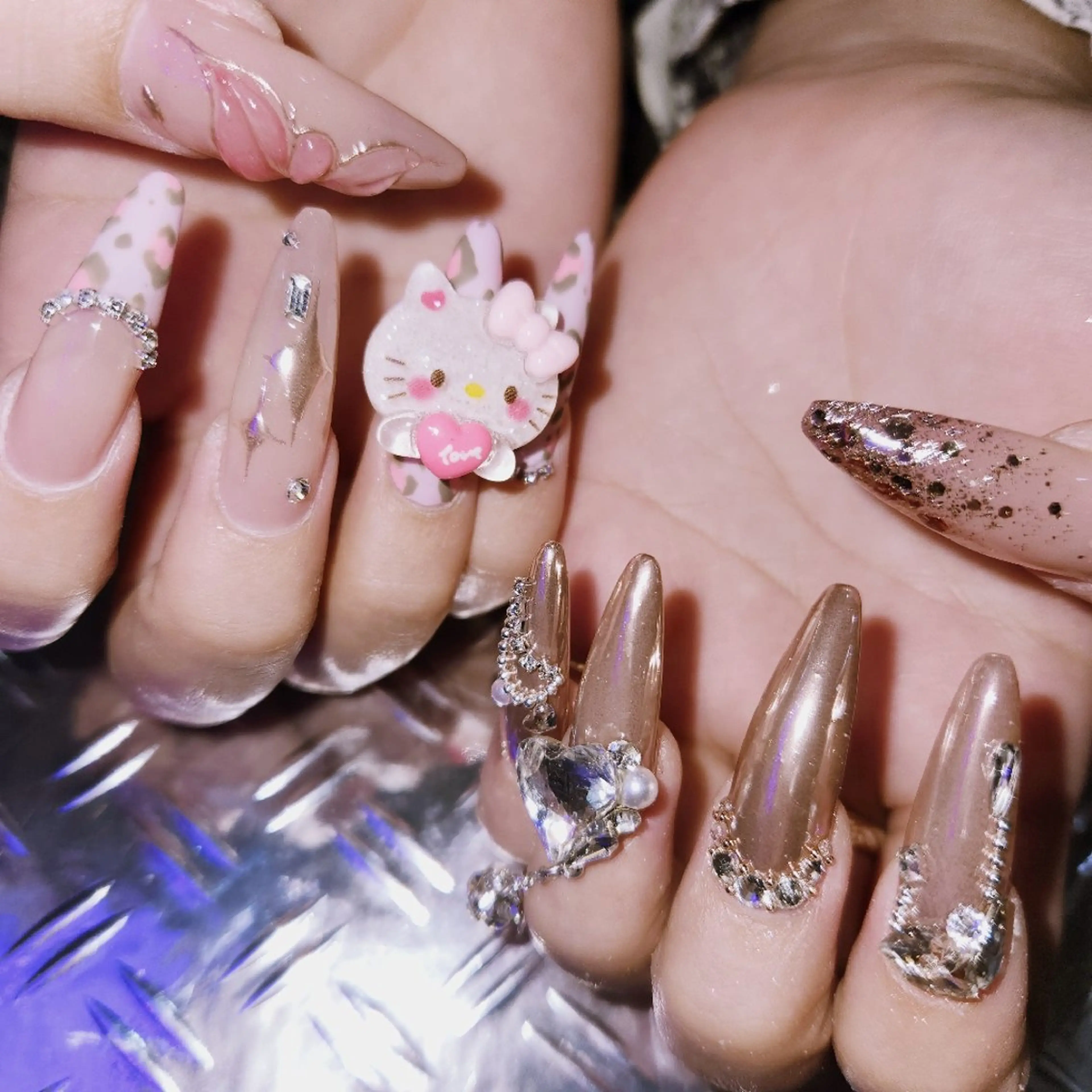 ネイル 梅田🦄中崎町🩵 u n o 0 1のネイルデザイン