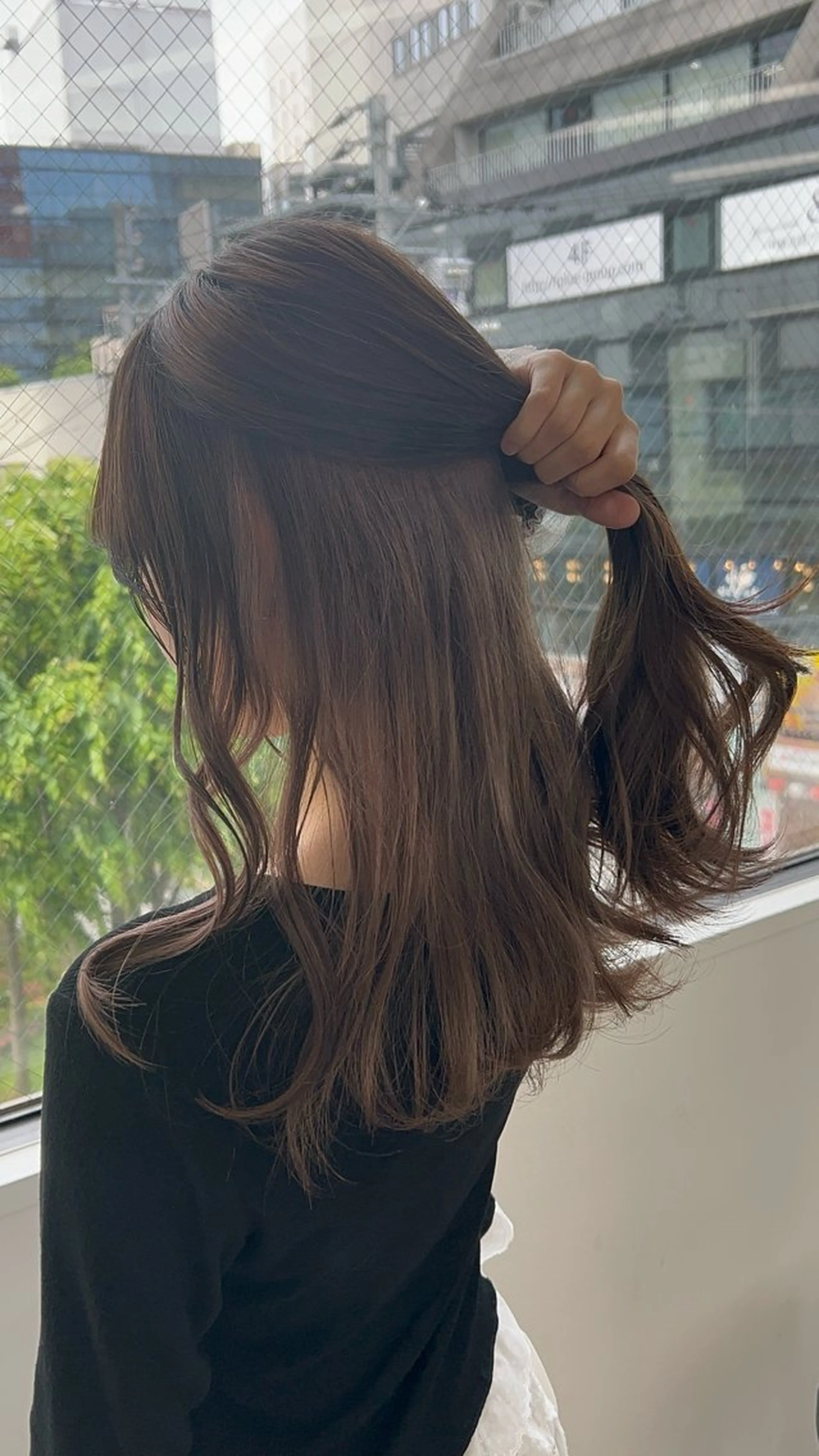 ロング カラー ヘアカラー トリートメント ヘッドスパ 履歴修正屋さん／ ブロンド／ホワイトのヘアスタイル