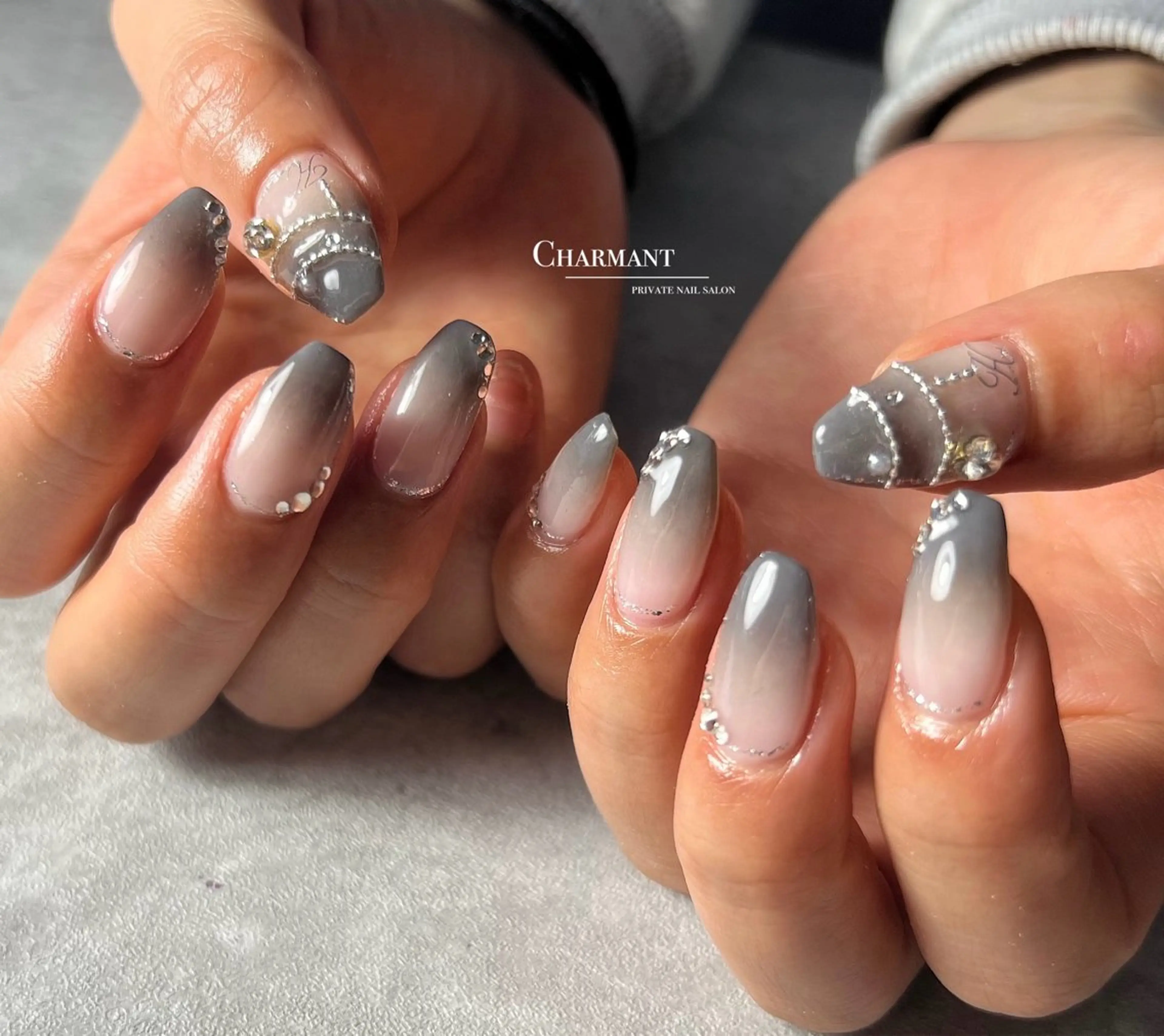 ネイル ハンドネイル Minako 【Charmant】のネイルデザイン