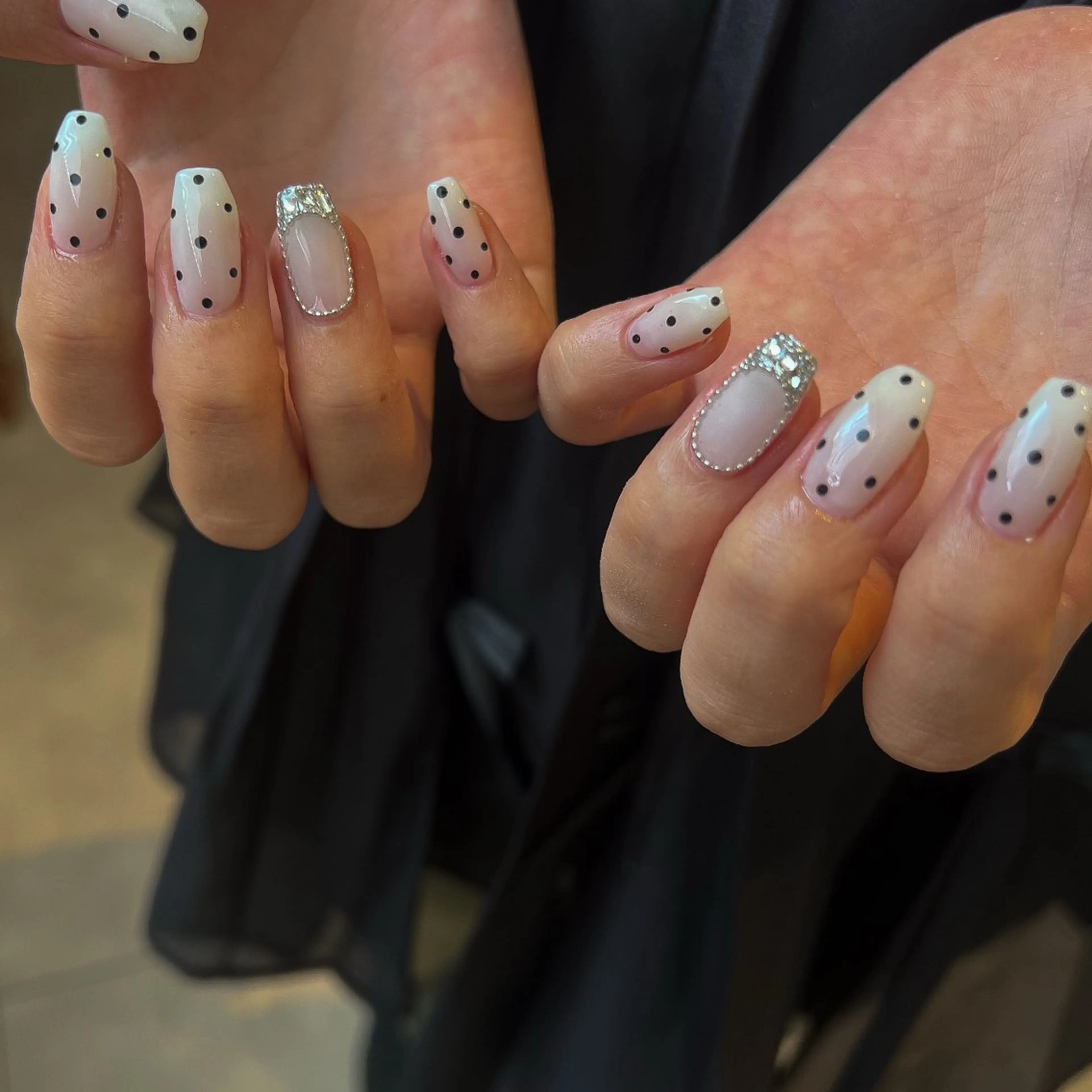 ネイル ハンドネイル nailsalon ULLのネイルデザイン