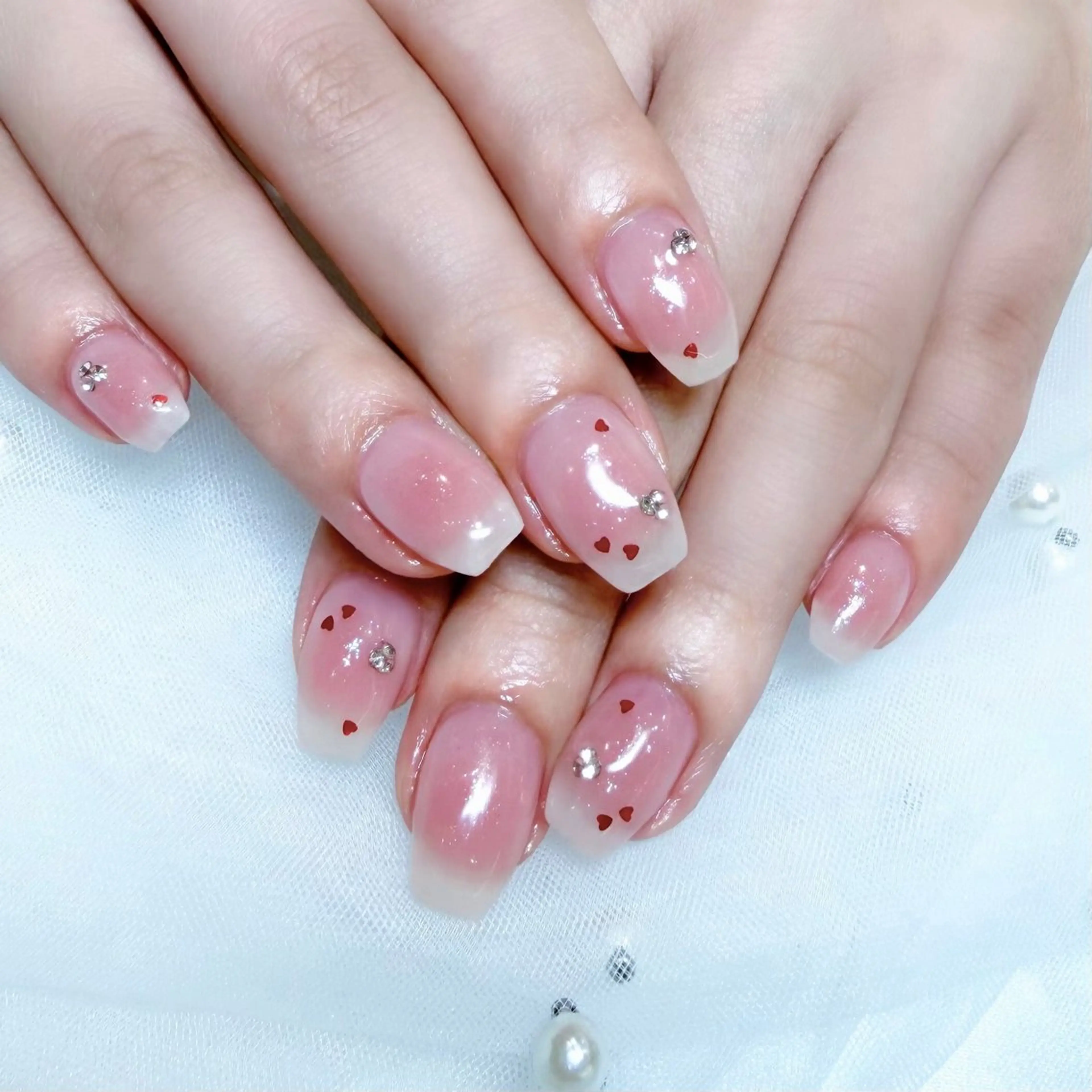 ネイル チークネイル バレンタイン ハンドネイル Tsuki🌙/渋谷 /パラジェルのネイルデザイン
