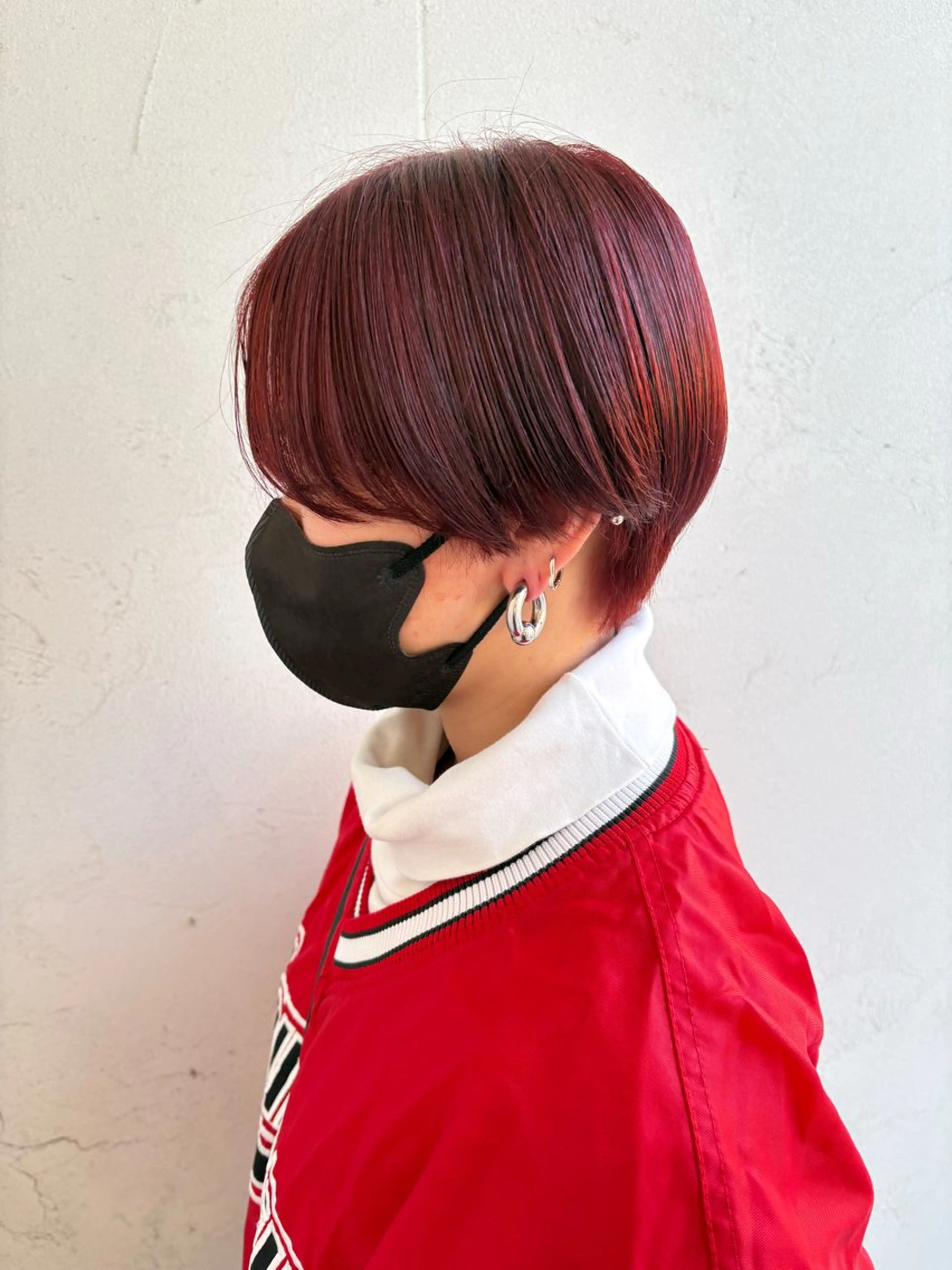 ショート カラー ダブルカラー レッドカラー 加藤 七夕奈のヘアスタイル