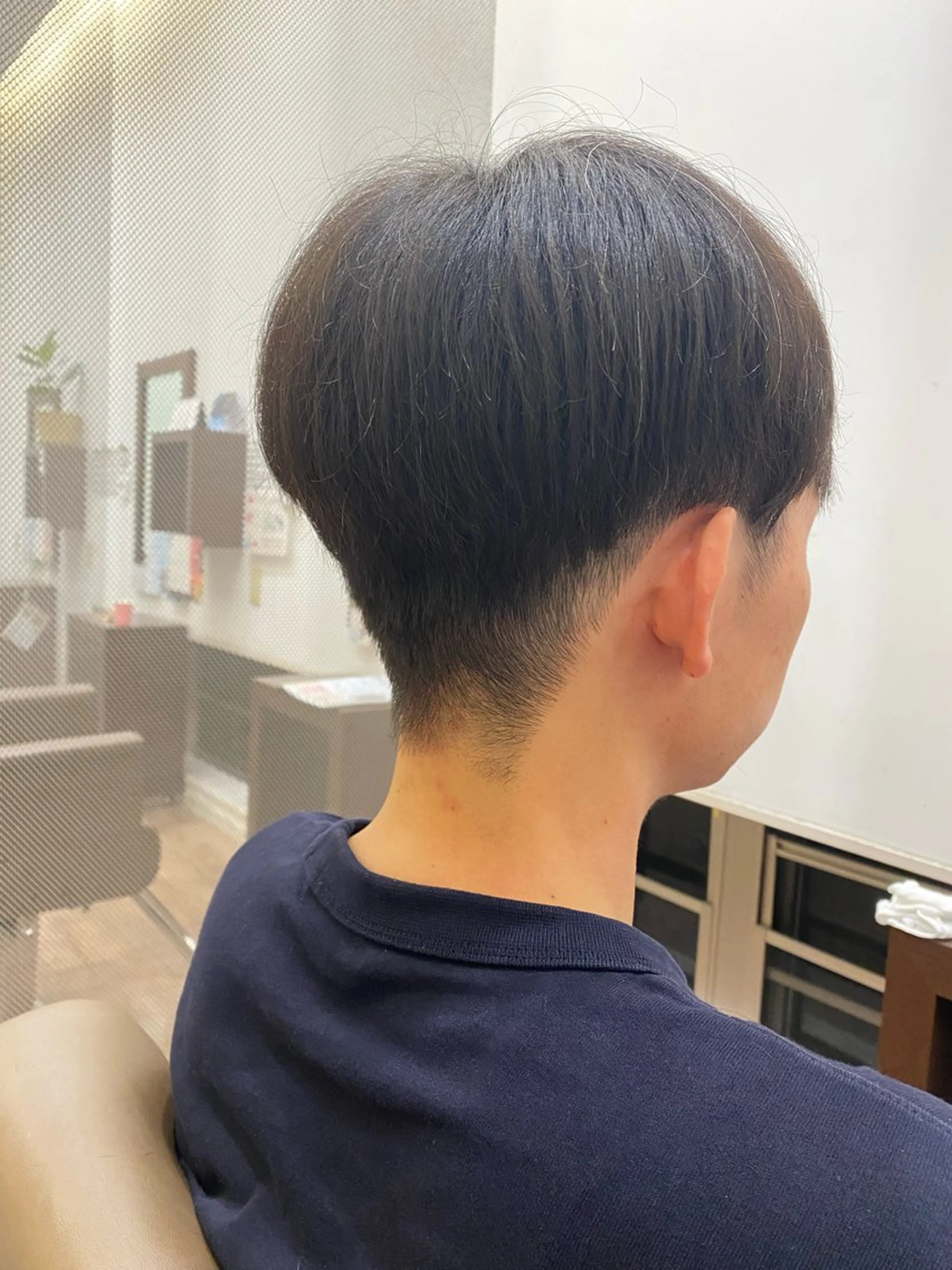 ショート メンズ マッシュ 刈り上げ 富樫 摩耶のヘアスタイル