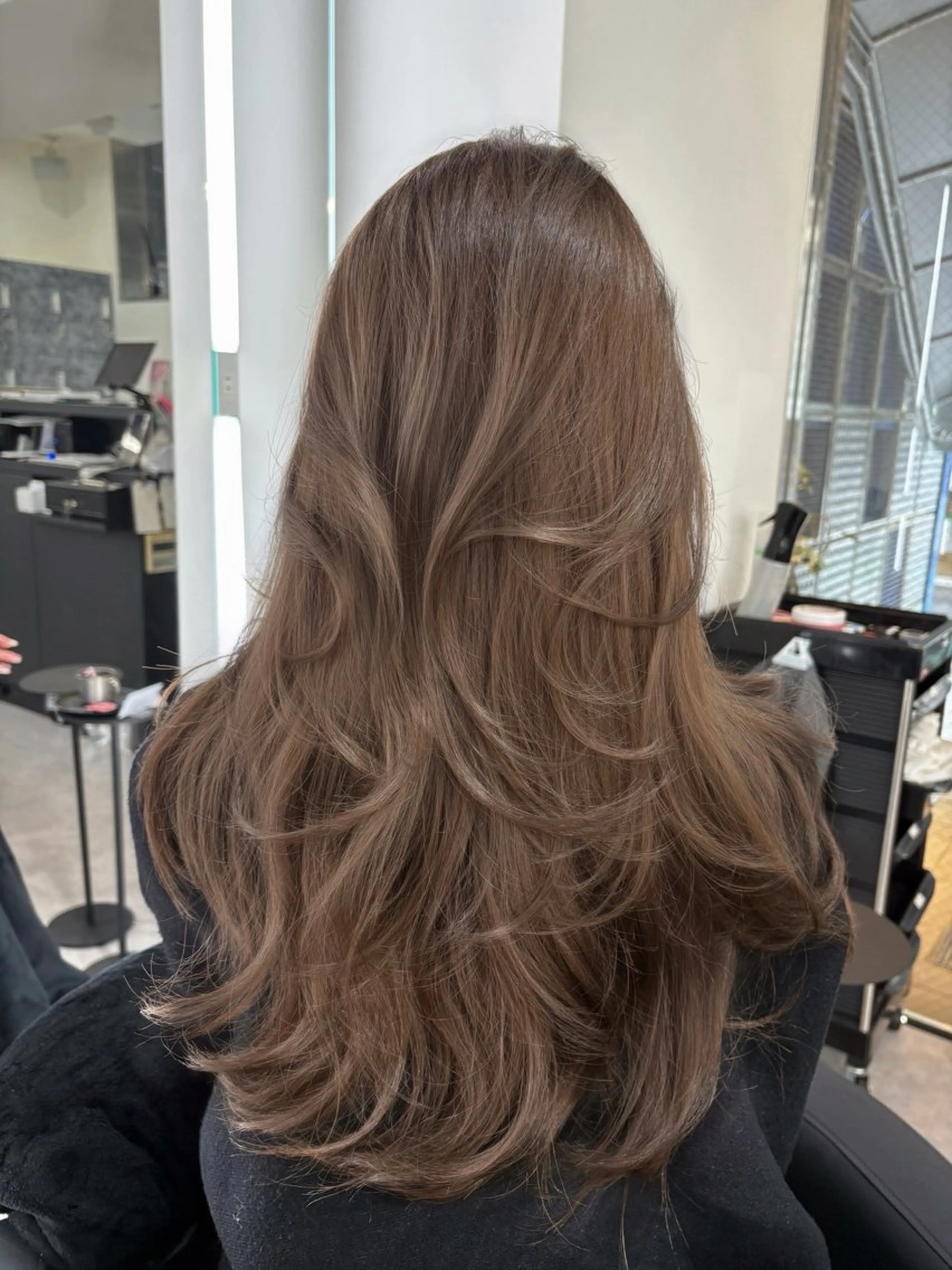 ロング カラー カット ヘアカラー トリートメント 堀江/透明感 ベージュ/白川幸太のヘアスタイル