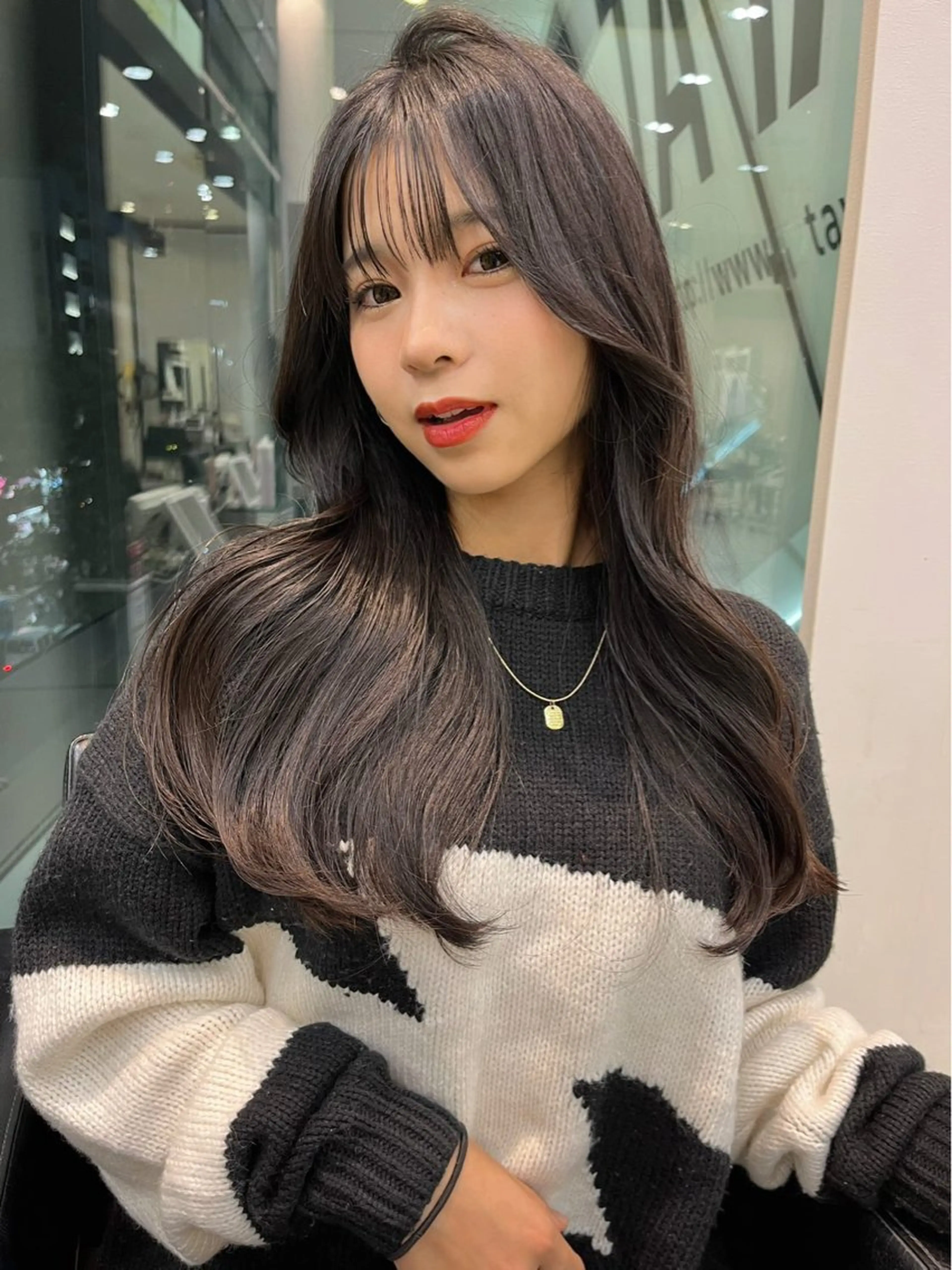 ミディアム カラー ミディアムレイヤー 透明感カラー ボブ 顔まわりレイヤー 韓国風ヘア カット 縮毛矯正 トリートメント 【博多髪質改善】 吉村　清志のヘアスタイル