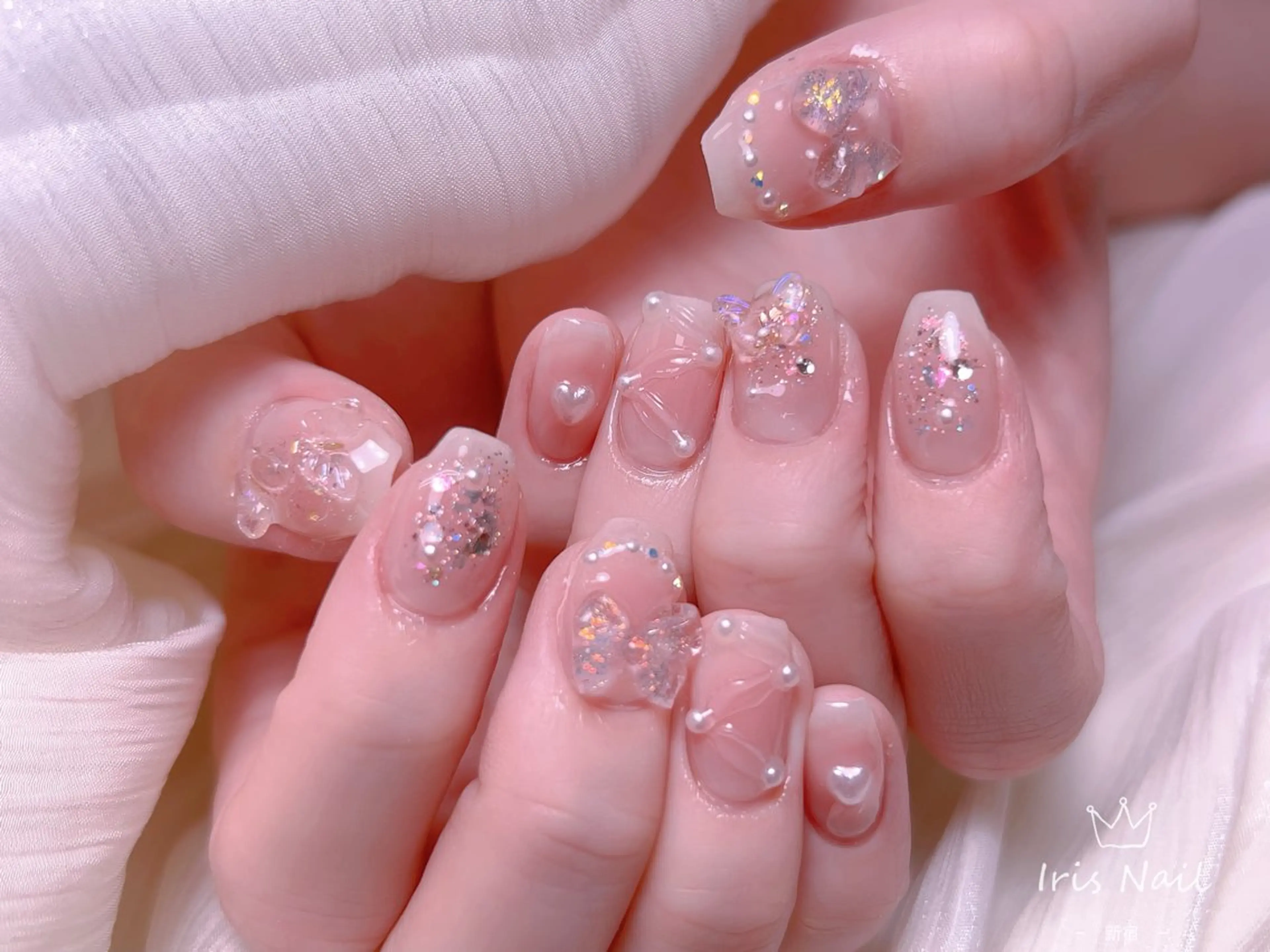 ネイル フレンチネイル ジェルネイル グラデーション 韓国ネイル マグネットネイル ハンドネイル 【長さ出し】 IRIS NAILのネイルデザイン