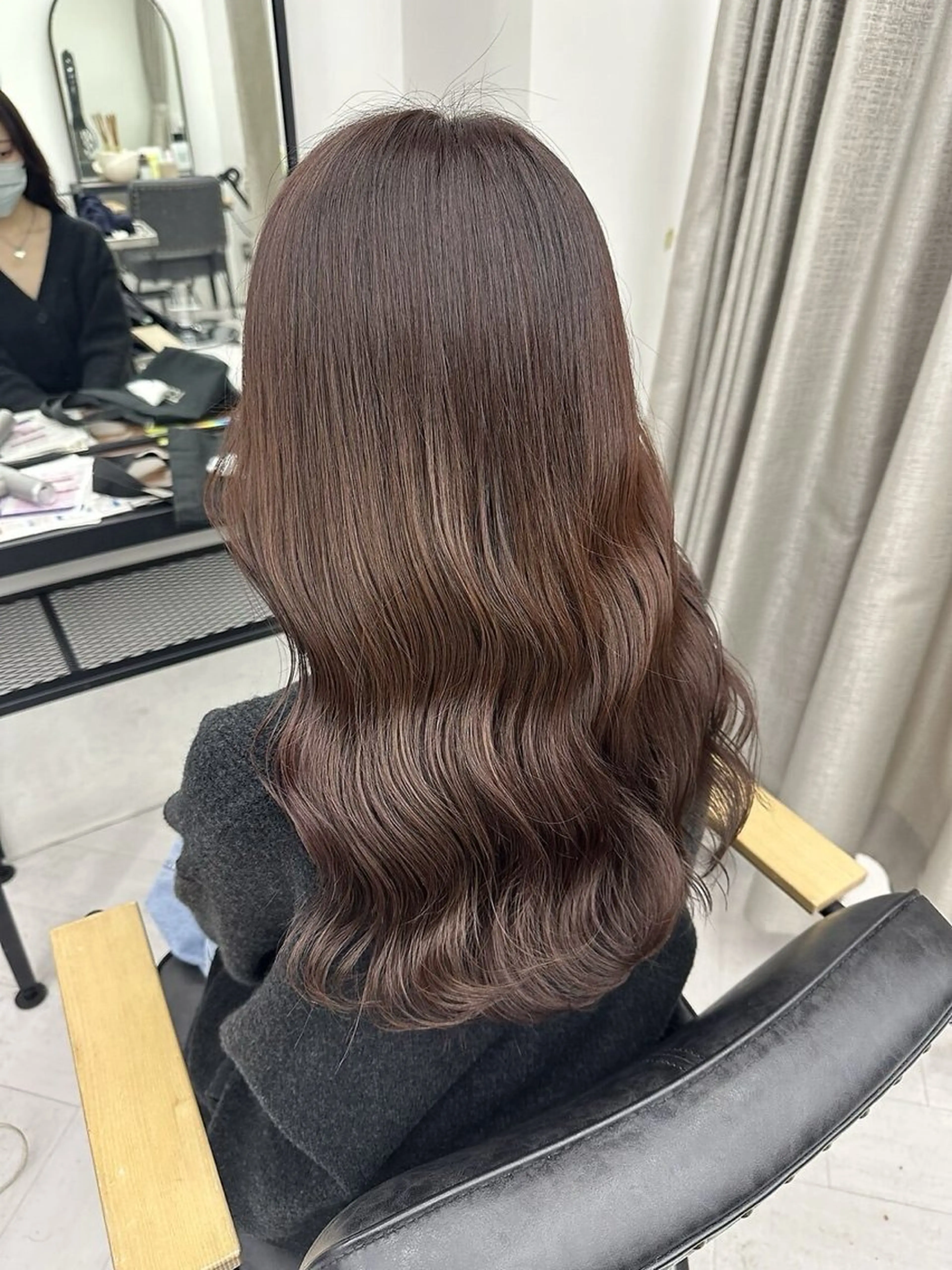 ロング ヘアカラー himari💜 ハイトーンカラーのヘアスタイル
