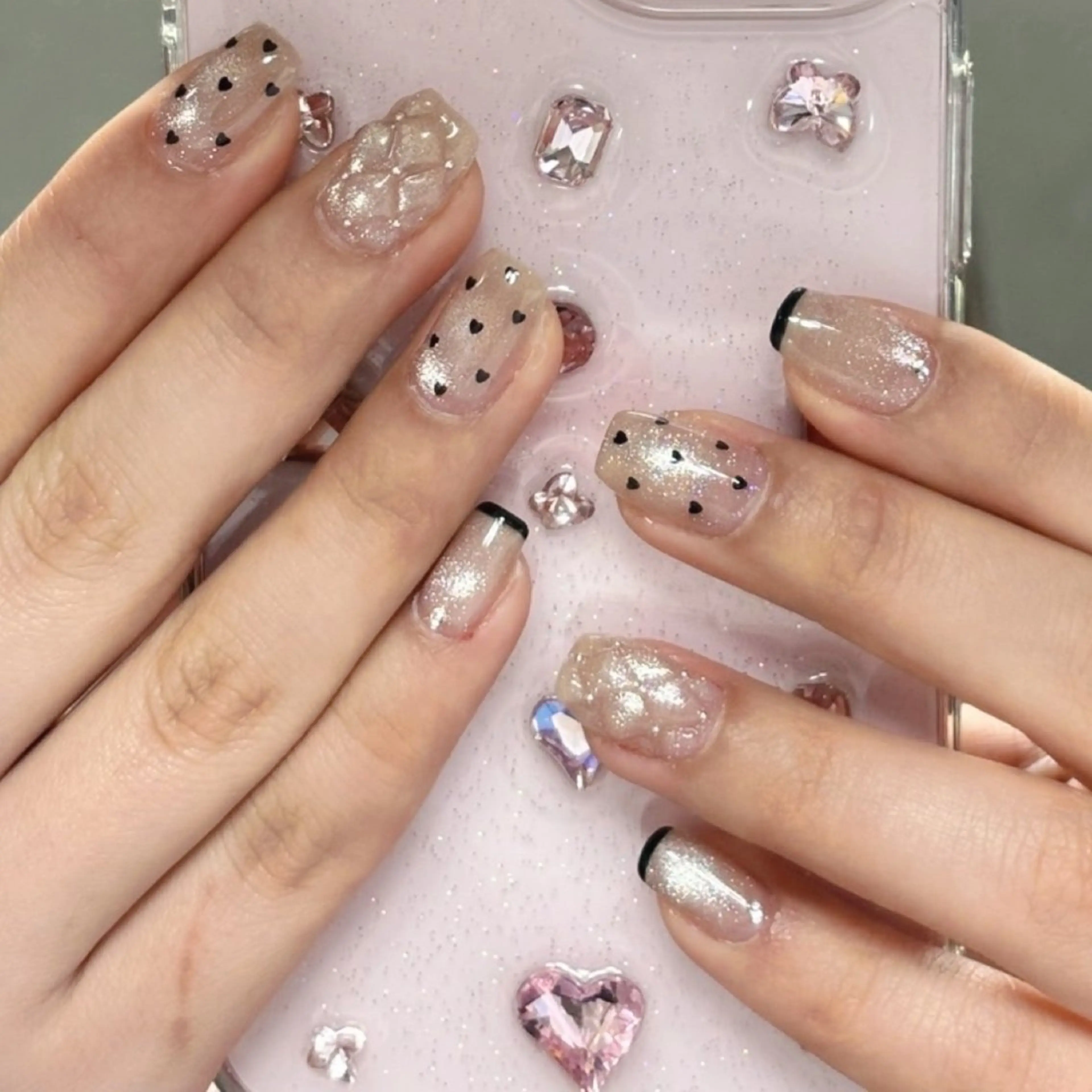 ミディアム ハンドネイル lilivelle KIRARIのネイルデザイン