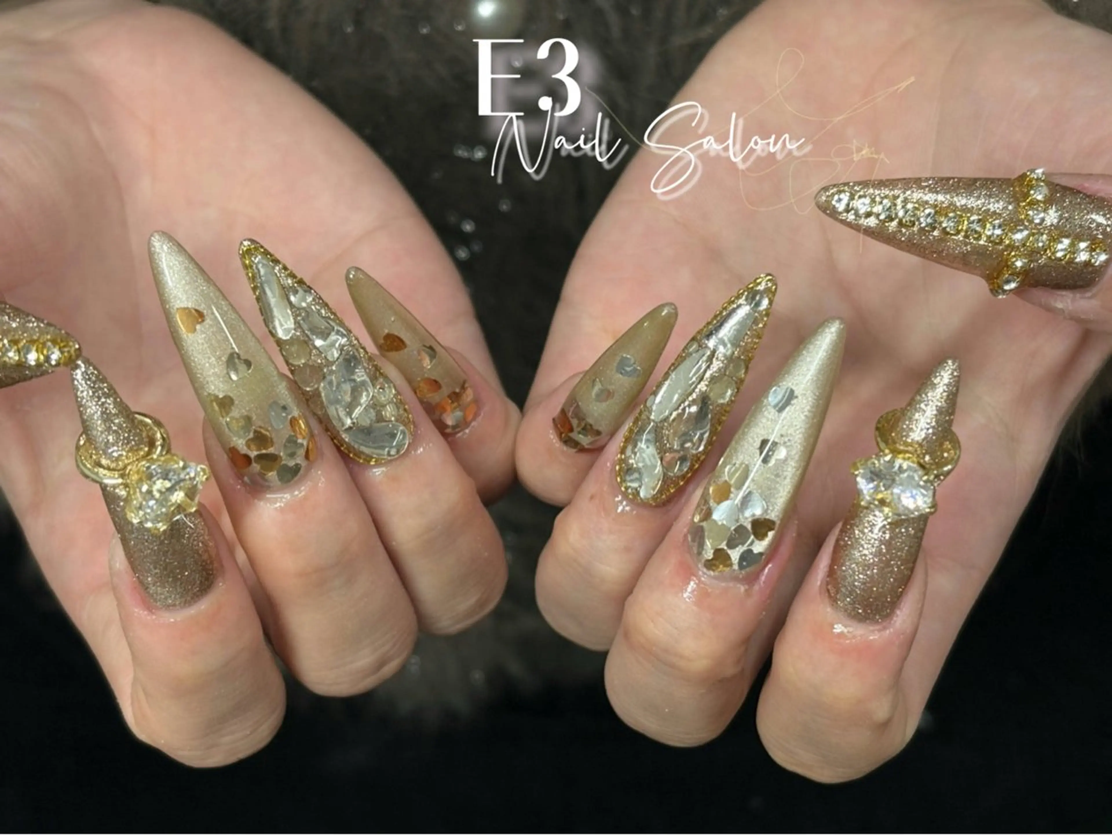 ネイル フレンチネイル ジェルネイル ガラスフレンチ グラデーション キラキラネイル ハンドネイル E3 Nail Salonのネイルデザイン