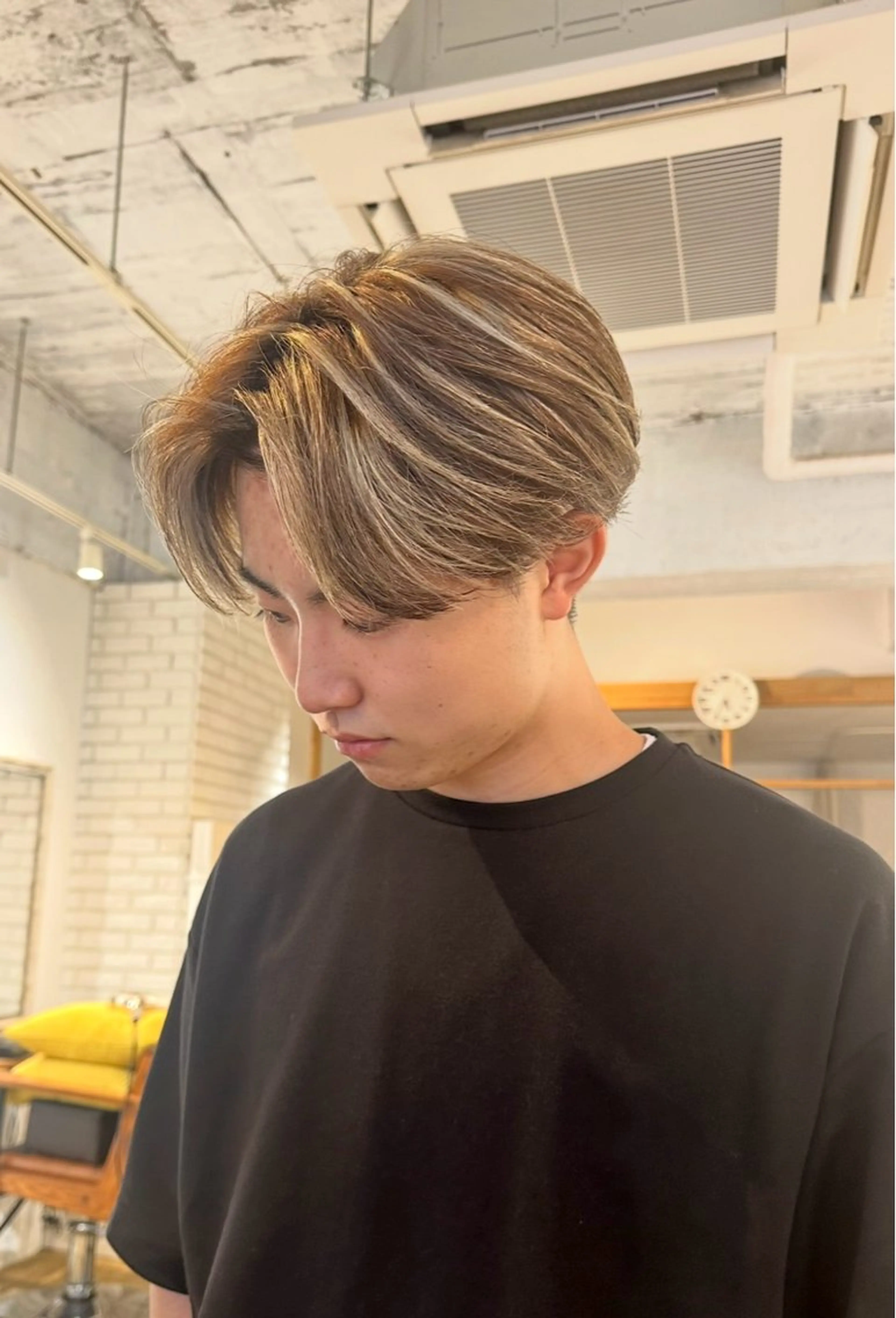 カラー メンズ センターパート コンマヘア メンズメッシュ メッシュ 渋谷 メンズヘア⭐️ タニグチヨシユキのヘアスタイル