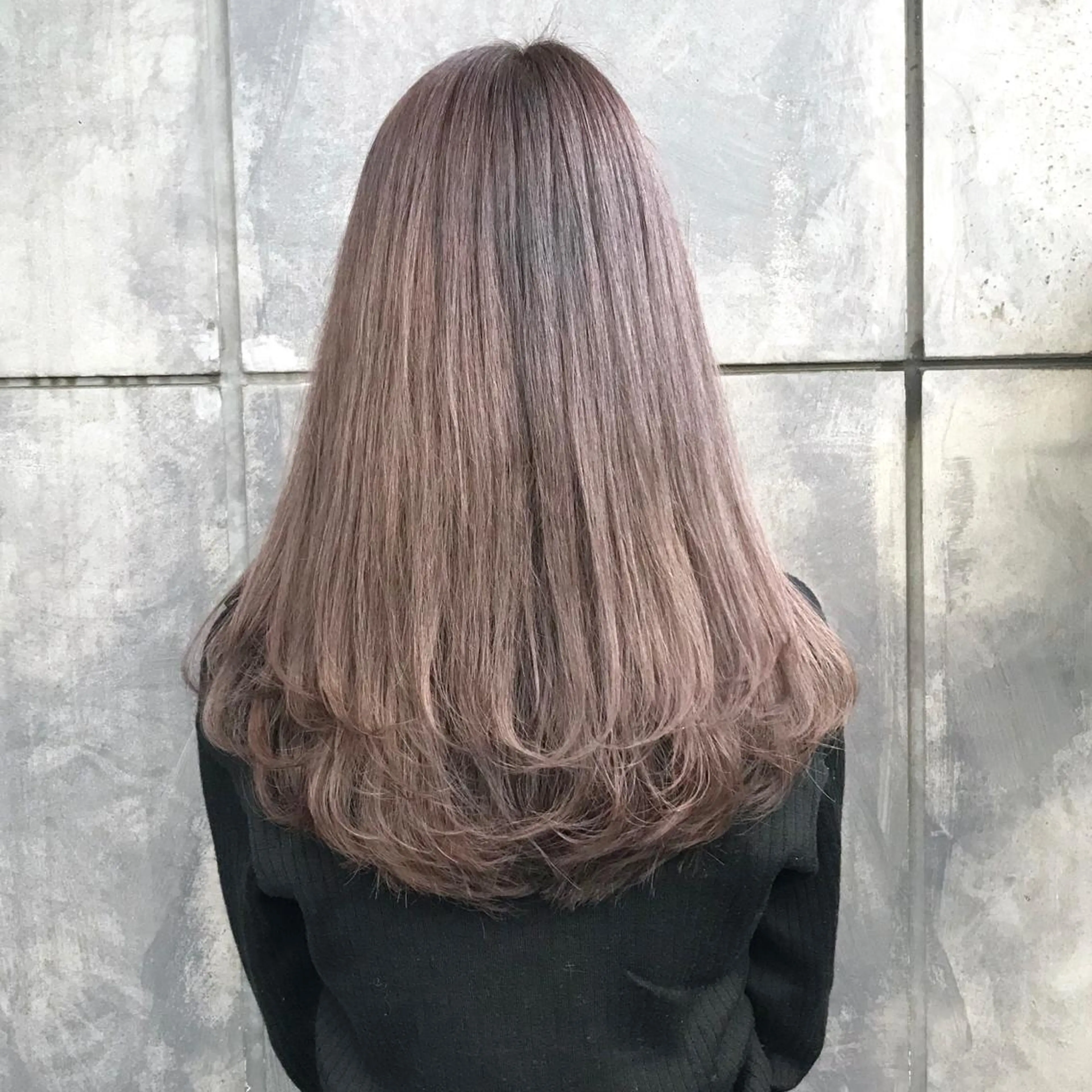 ロング カラー グレージュ ピンクカラー ヨシンモリ ムルギョル巻き 韓国風ヘア K-POP好き美容師 🇰🇷Kai.Yのヘアスタイル