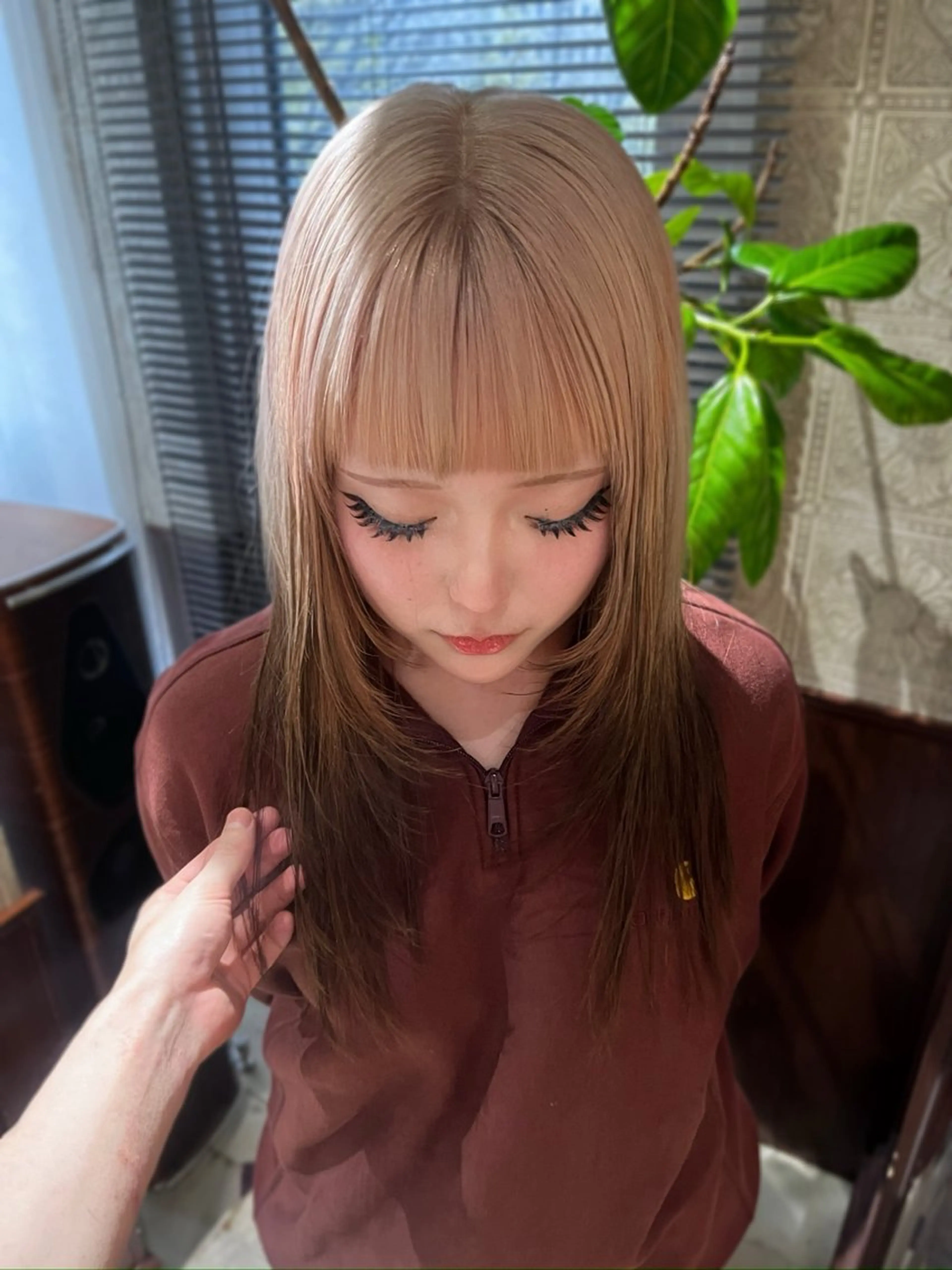 ロング カラー ブリーチ ケアブリーチ ハイトーンカラー ヘアカラー TOTA 唯一無二カラーのヘアスタイル